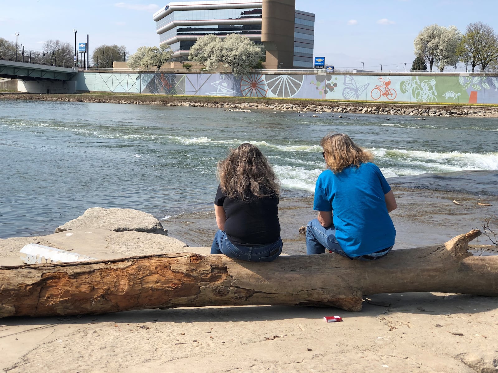 April and William Perkins hang out at the River Run at RiverScape. CORNELIUS FROLIK / STAFF