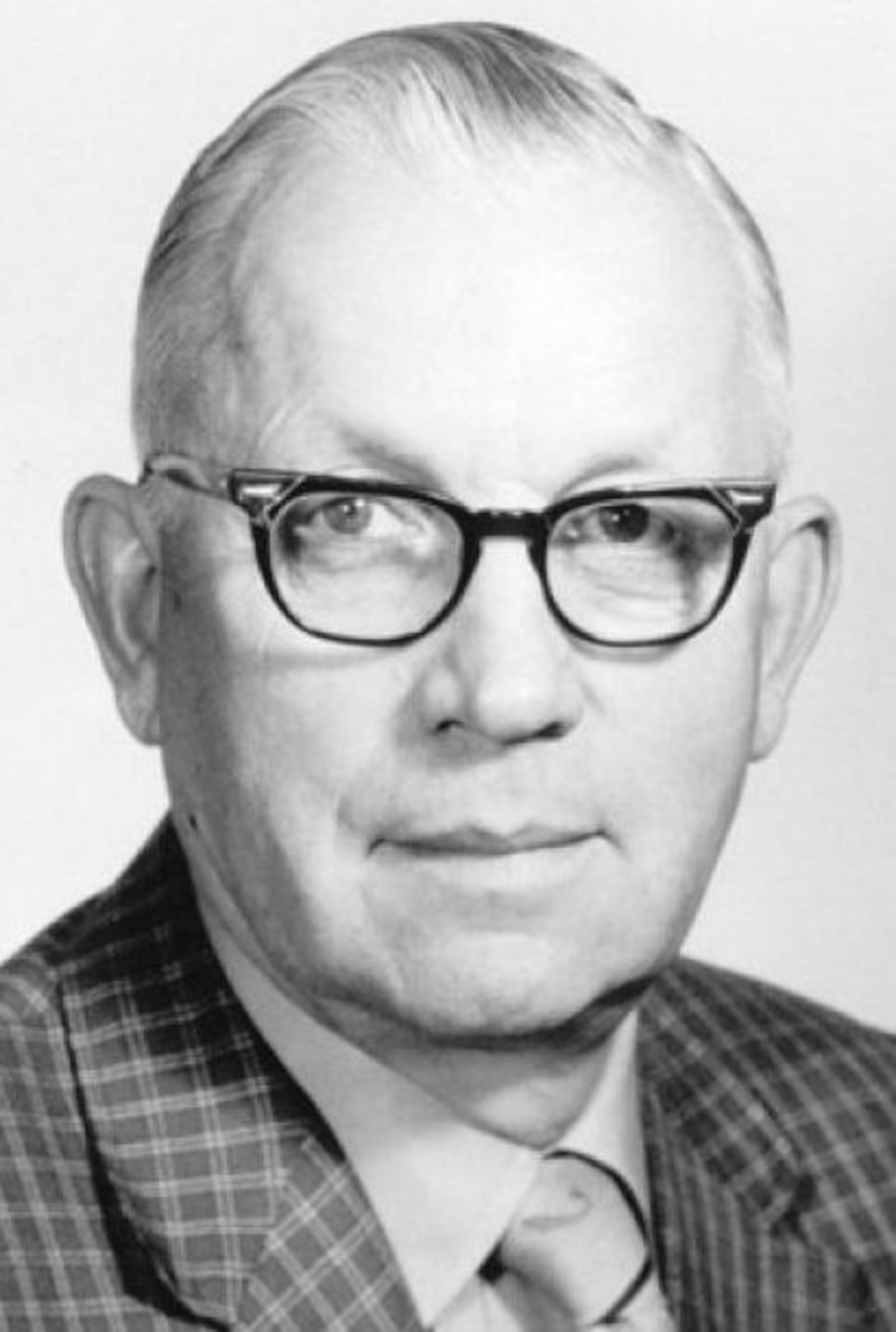 Roy J. Plunkett, born in New Carlisle, was a chemist for DuPont. While researching refrigerants, he discovered tetrafluoroethylene resin, now known as Teflon. PHOTO COURTESY NATIONAL INVENTORS HALL OF FAME