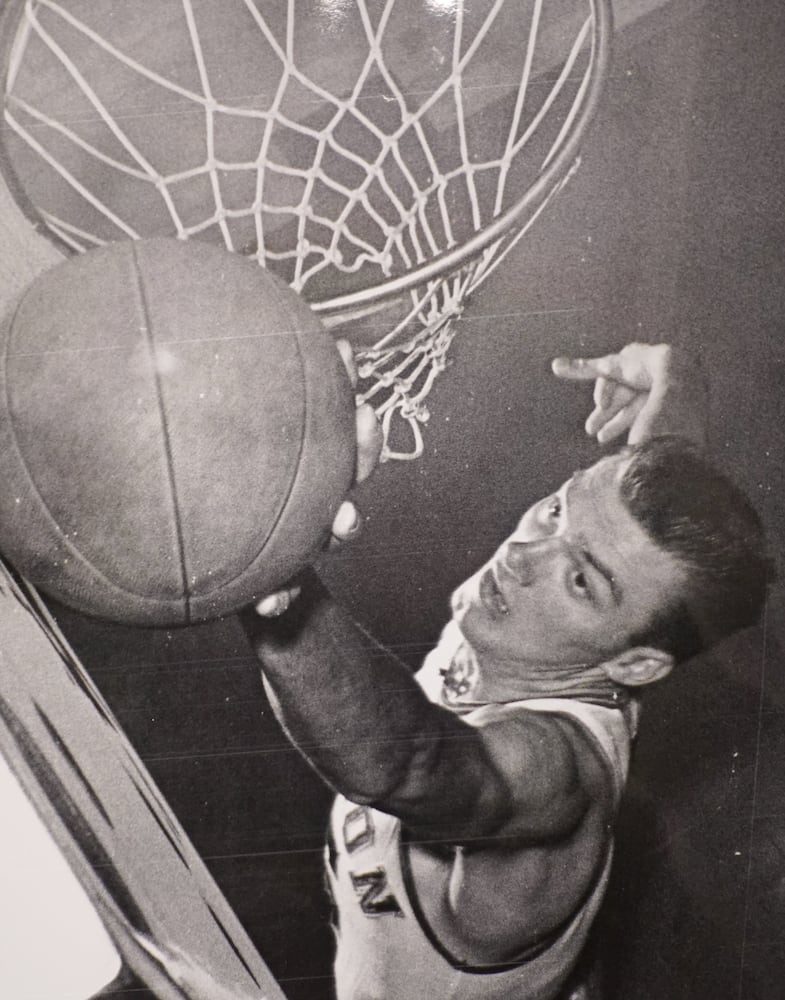 Dayton Flyers basketball archive