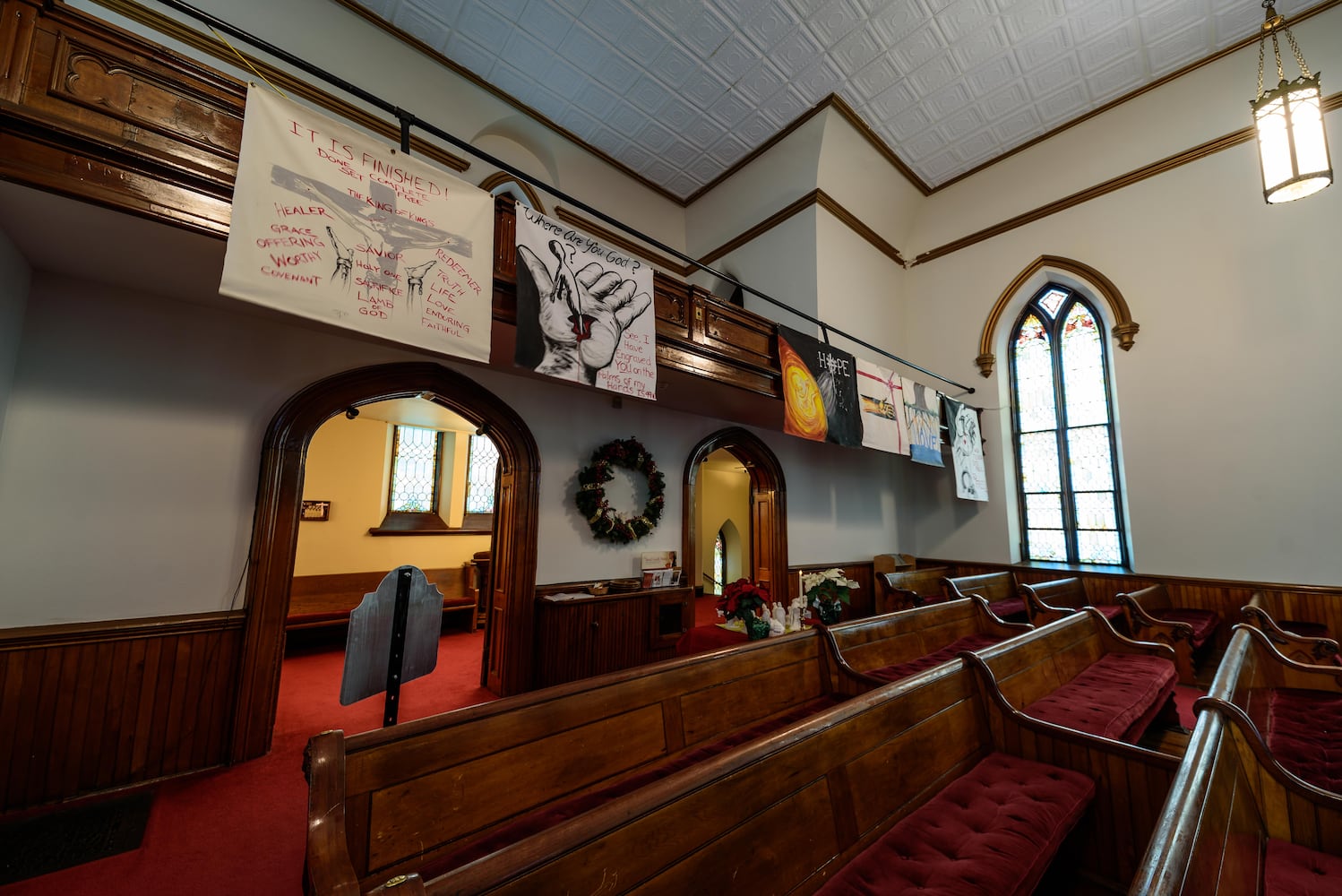 PHOTOS: See inside Linden Avenue Baptist Church in Dayton decorated for Christmas