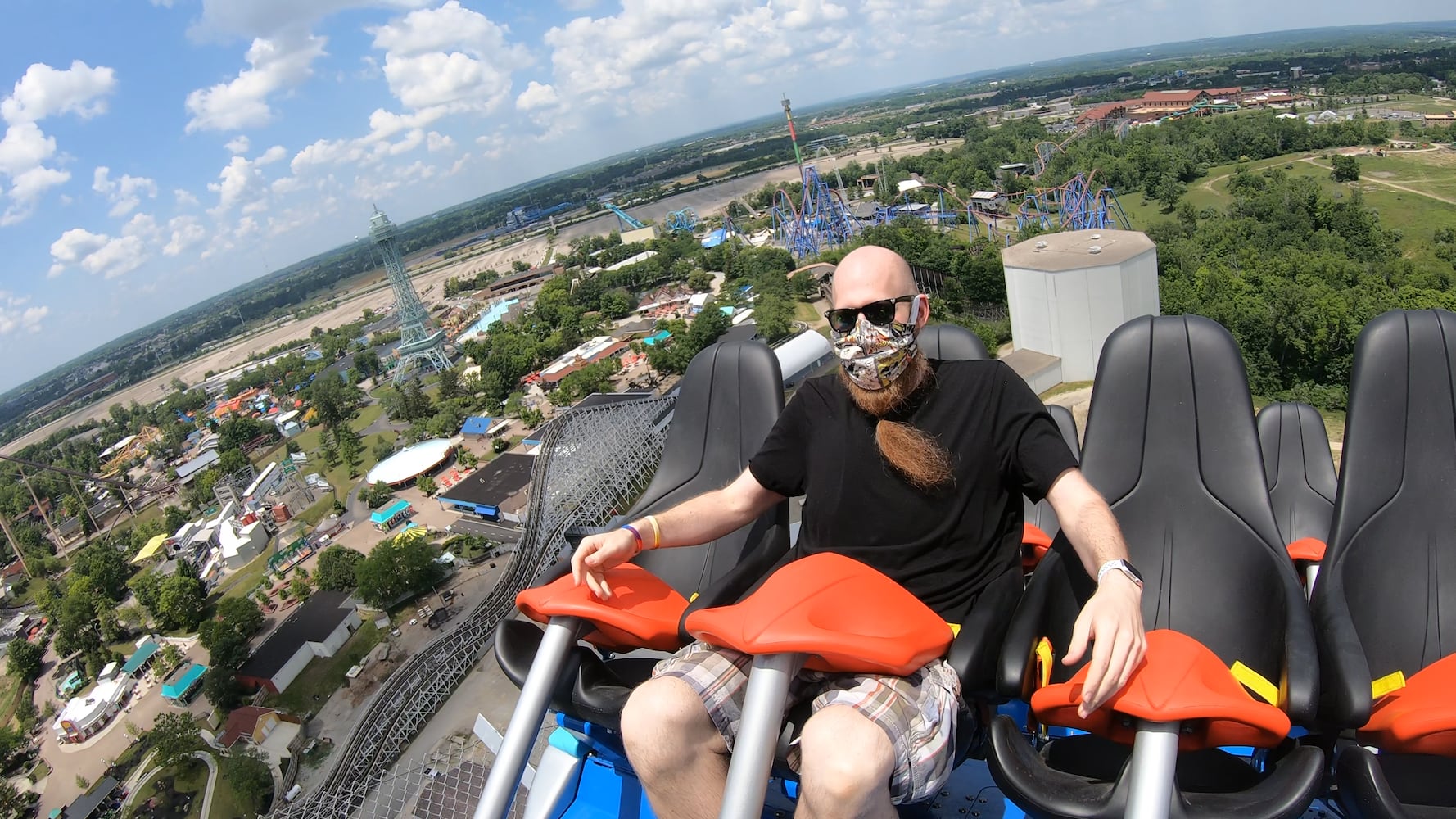 PHOTOS: The big reward after roller coaster enthusiast’s 190-pound weight loss journal