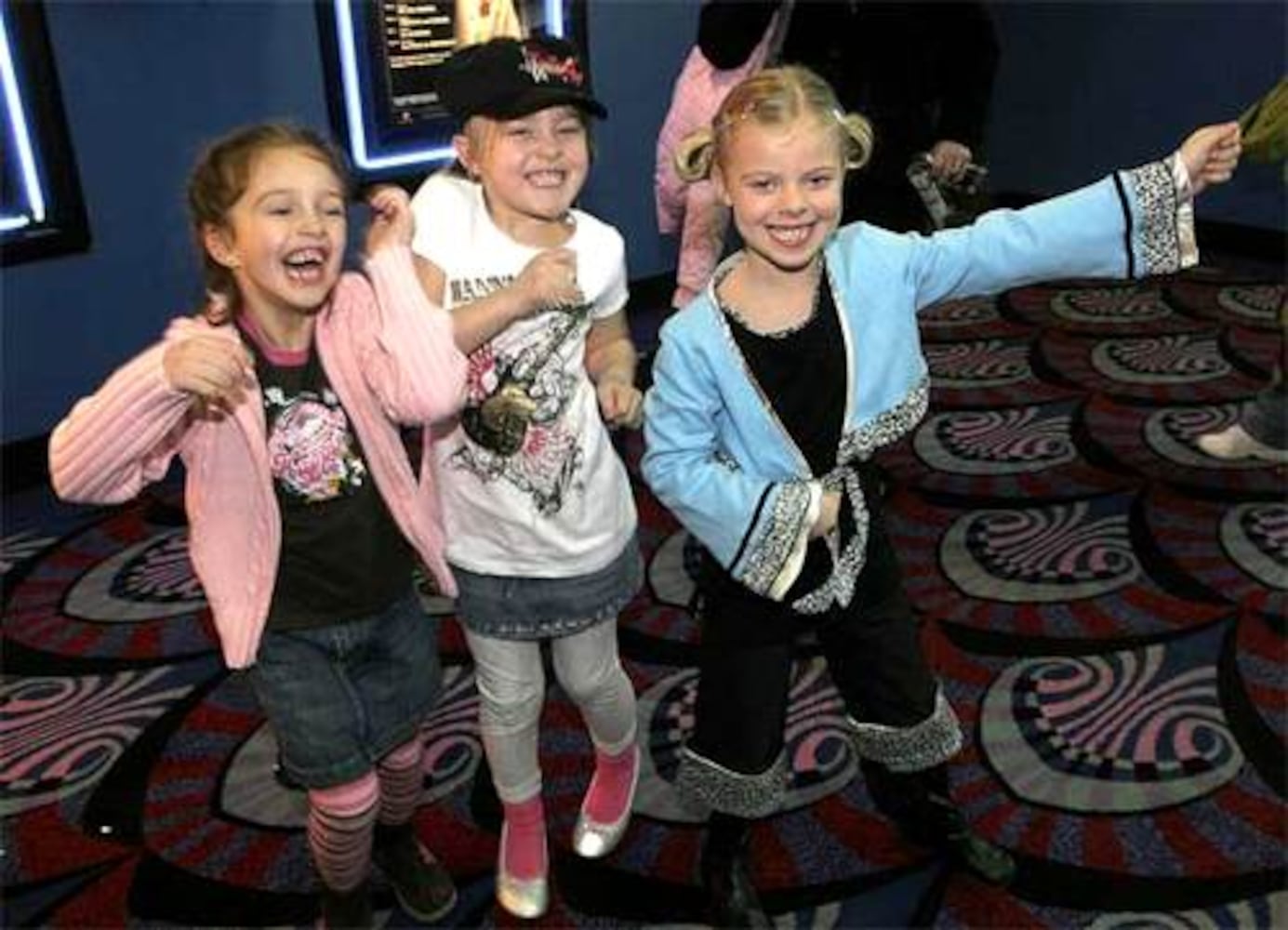 Fans flock to see Hannah Montana