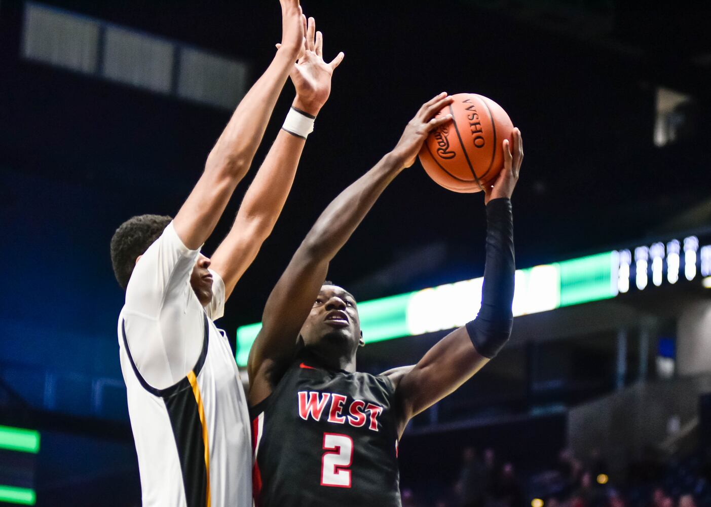 Centerville beats Lakota West in D1 boys district basketball final