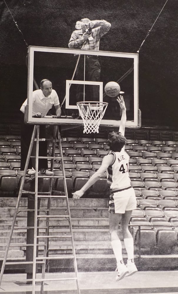 Dayton Flyers basketball archive