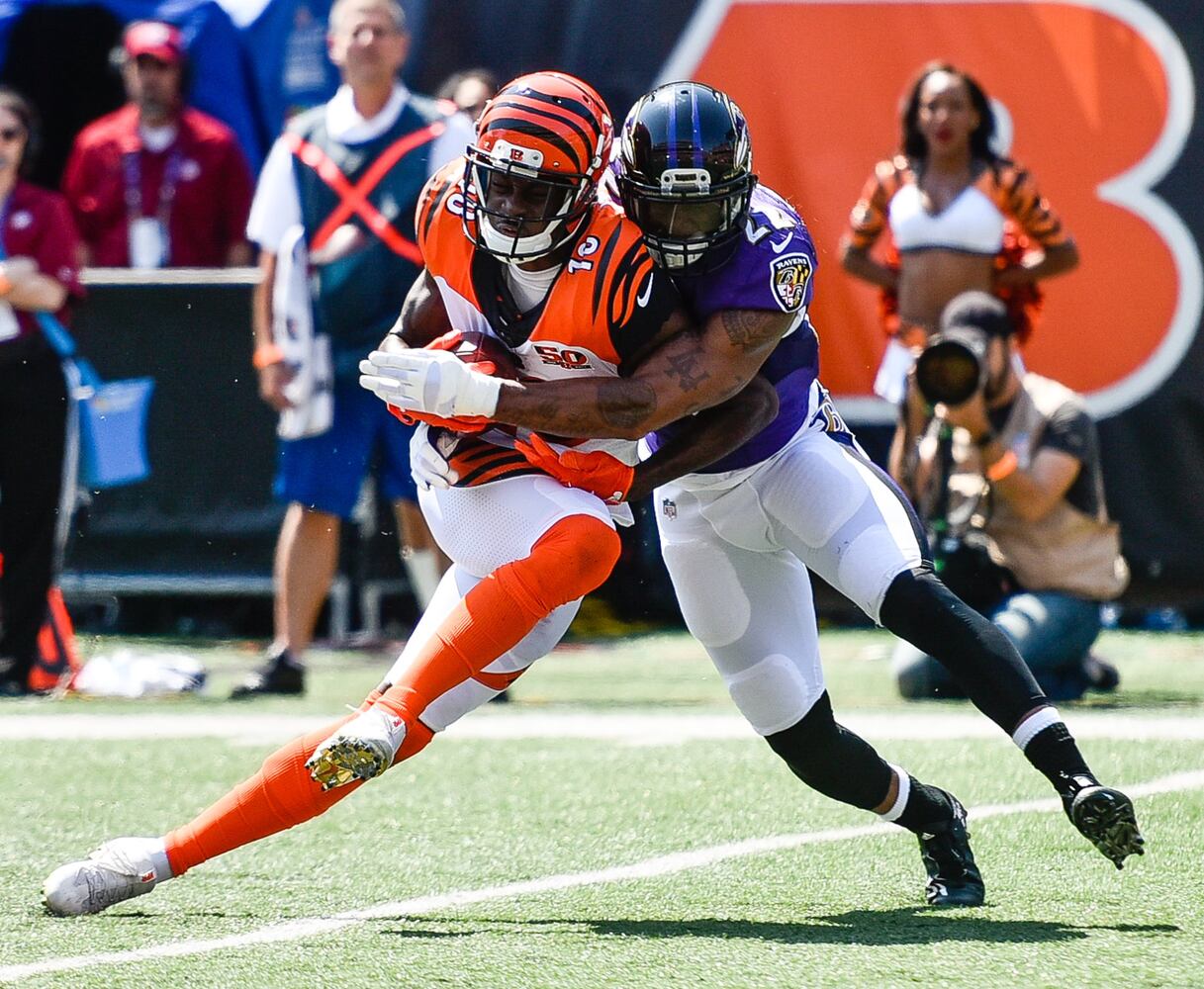 Ravens embarrass lethargic Bengals in opener