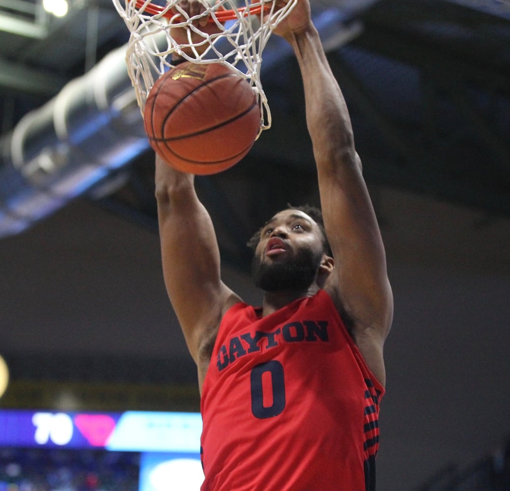 Twenty photos: Dayton Flyers vs. Rhode Island