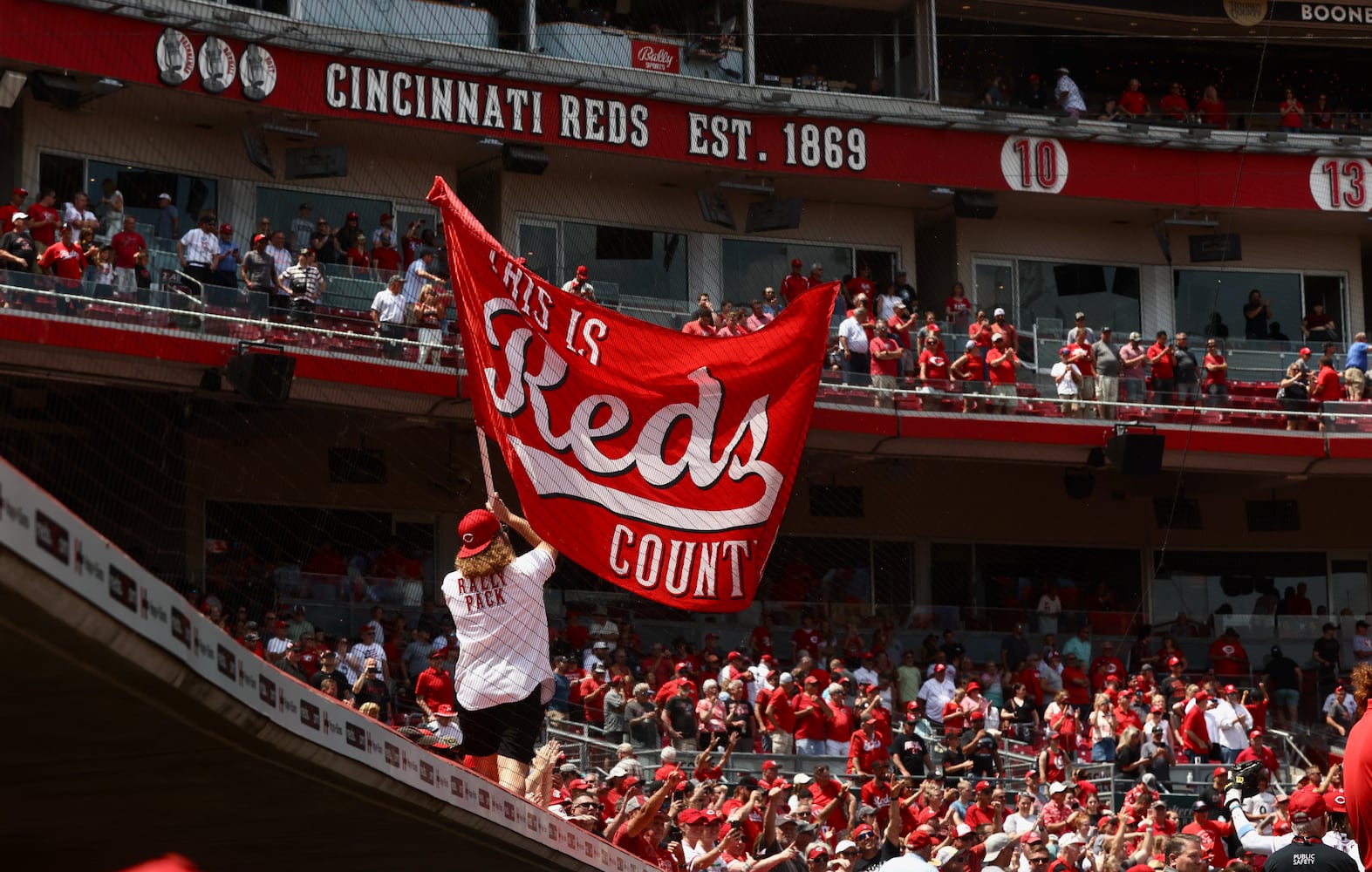 Reds vs. Rockies