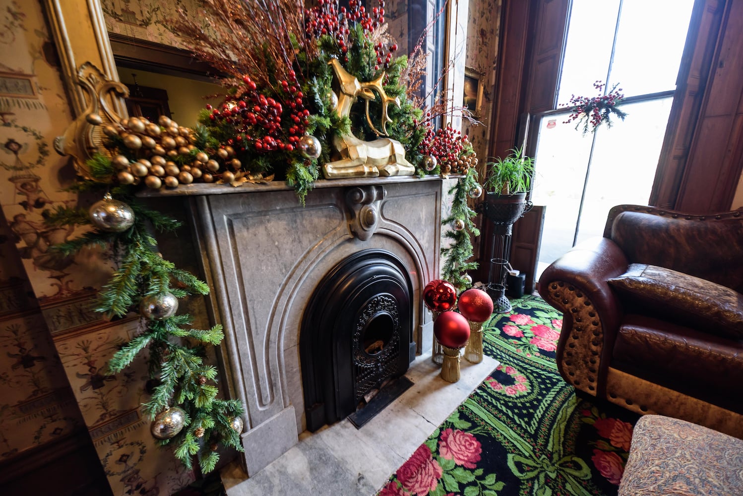 PHOTOS: A Dickens of a Christmas St. Anne’s Hill Holiday Home Tour 2024