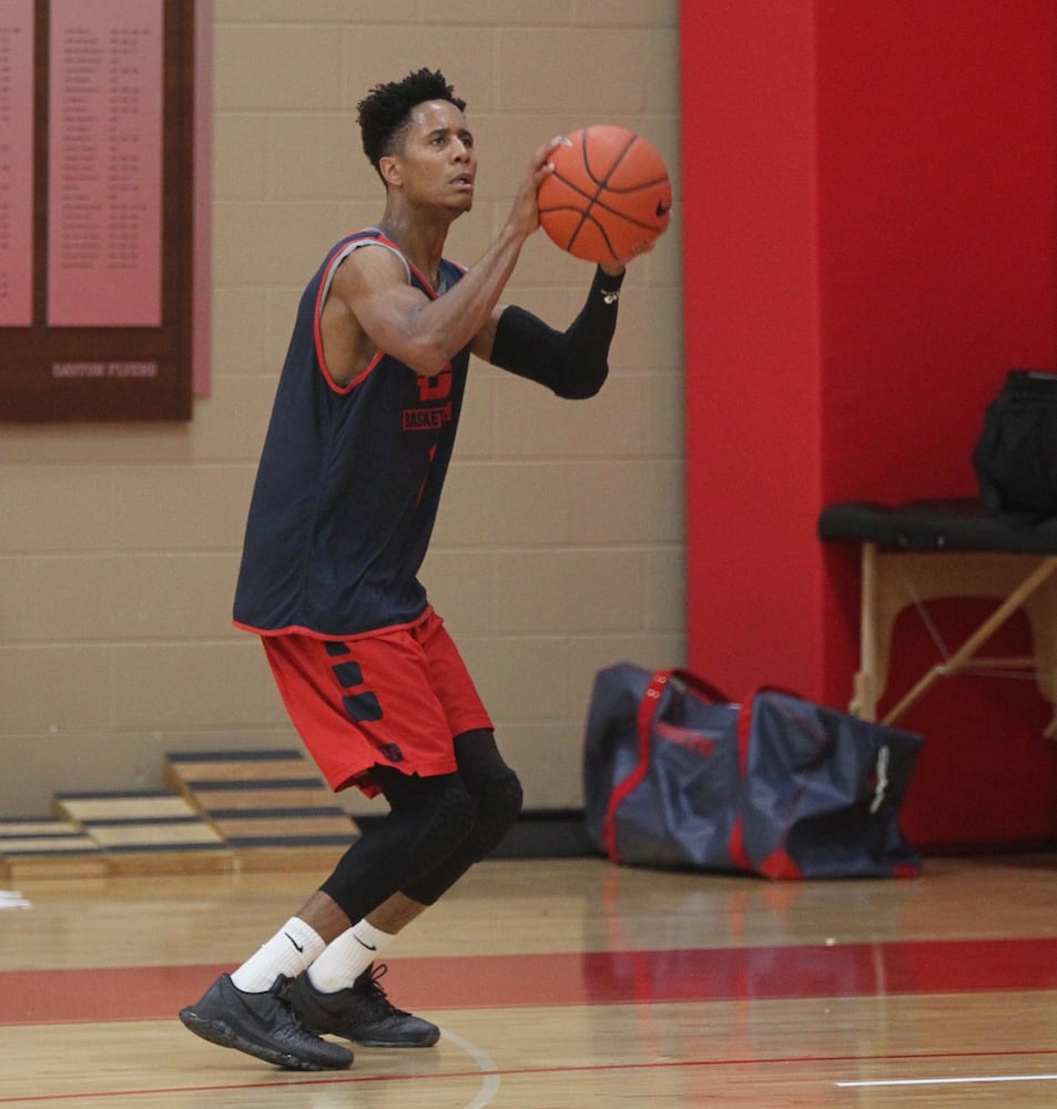 Dayton Flyers practice before Spain trip