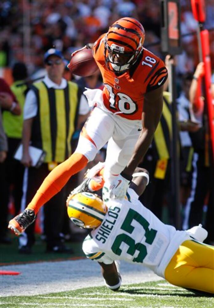 Scenes from the Bengals 34-30 win over the Packers