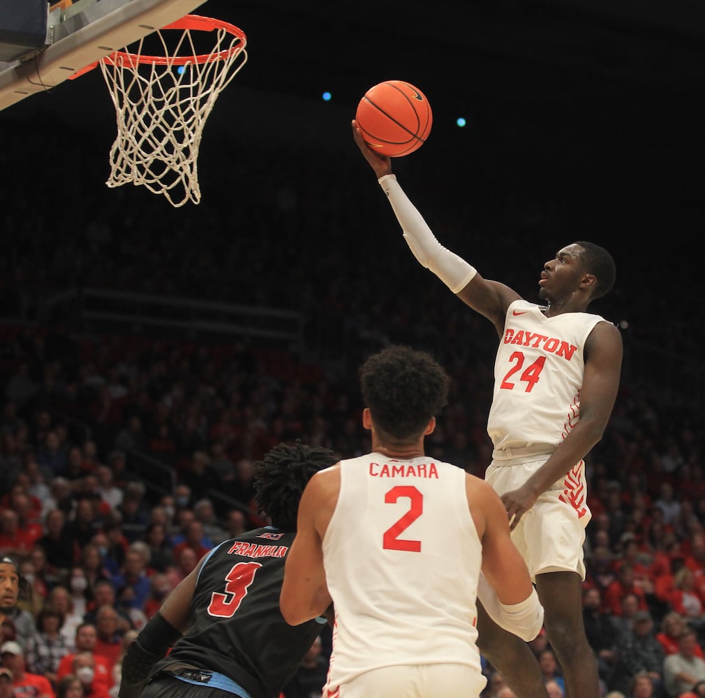 Dayton vs. Illinois-Chicago