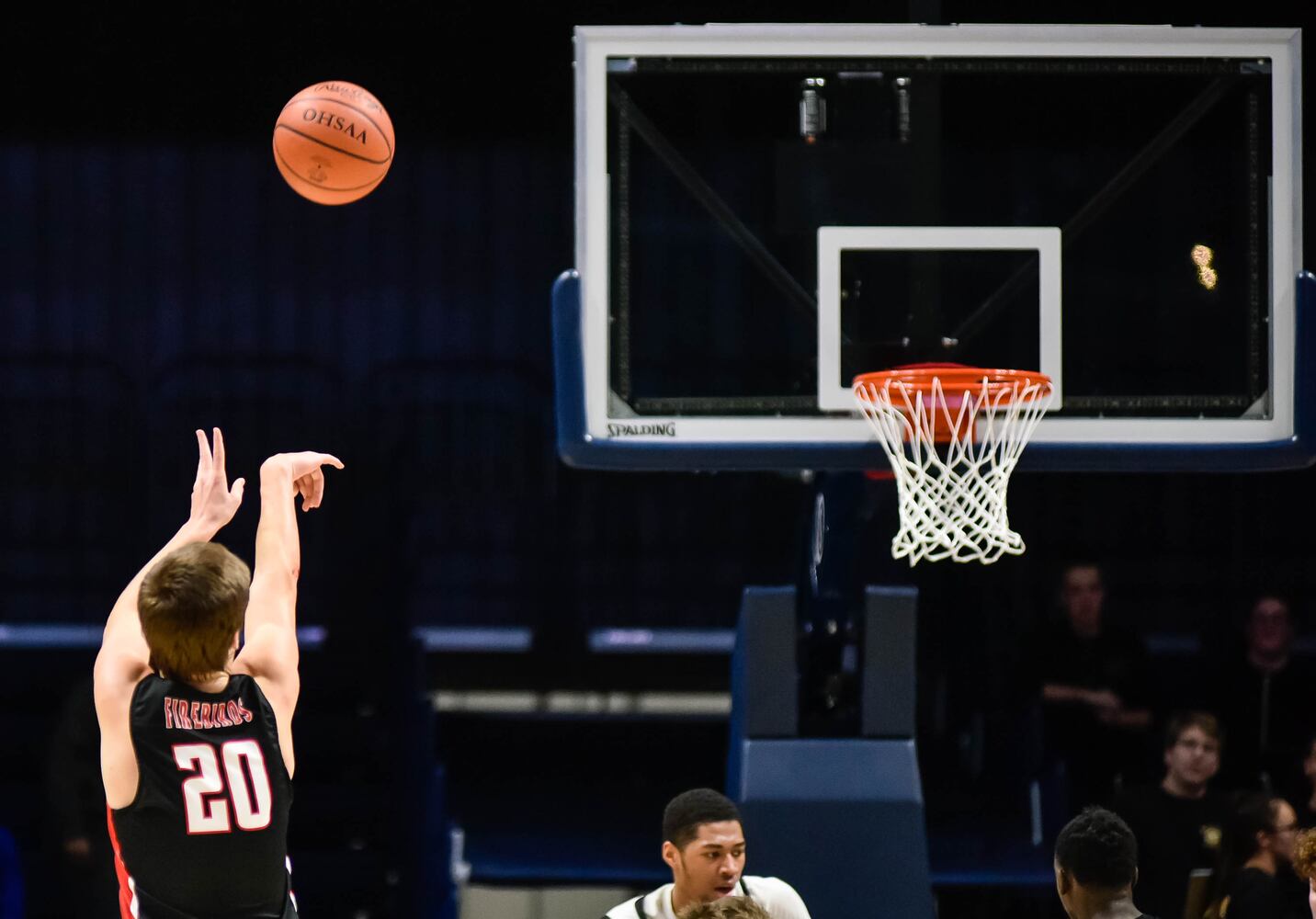 Centerville beats Lakota West in D1 boys district basketball final