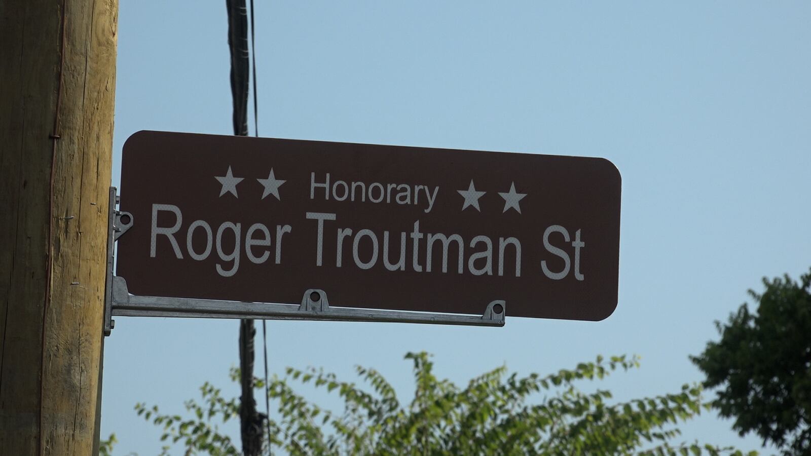 Music legend Roger Troutman, a Hamilton native, was celebrated on Tuesday morning with the honorary naming of Washington Street as Roger Troutman Street. Troutman grew up on Washington Street where he created his band Zapp, which included his brothers and other musicians. He famously collaborated with big names of the funk, R&B and hip-hop industry, including Snoop Dogg, Dr. Dre and Tupac Shakur. PROVIDED/TVHAMILTON