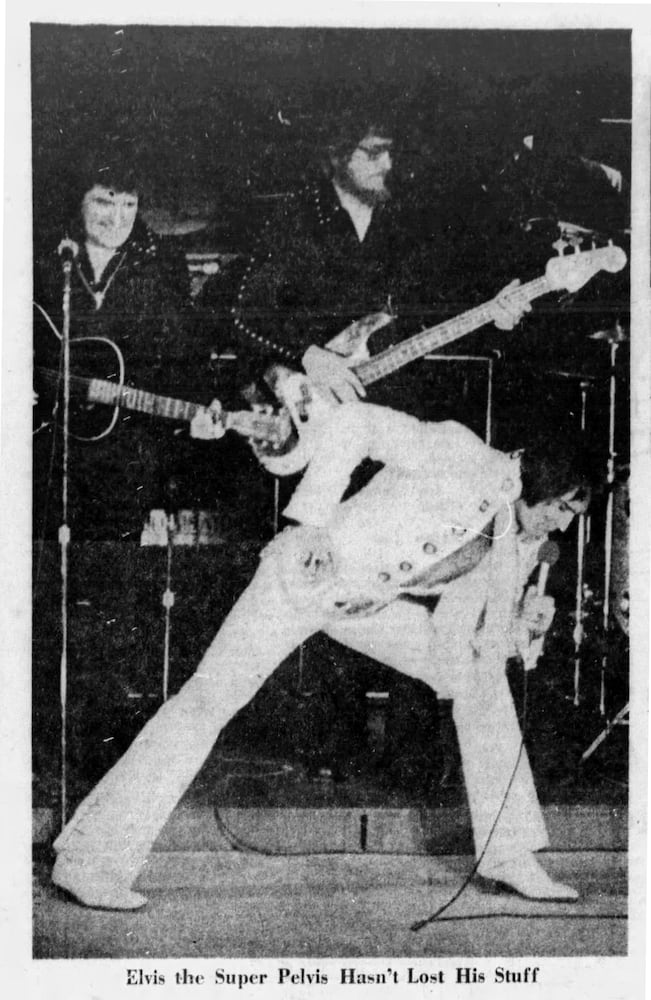 Elvis performs in Dayton