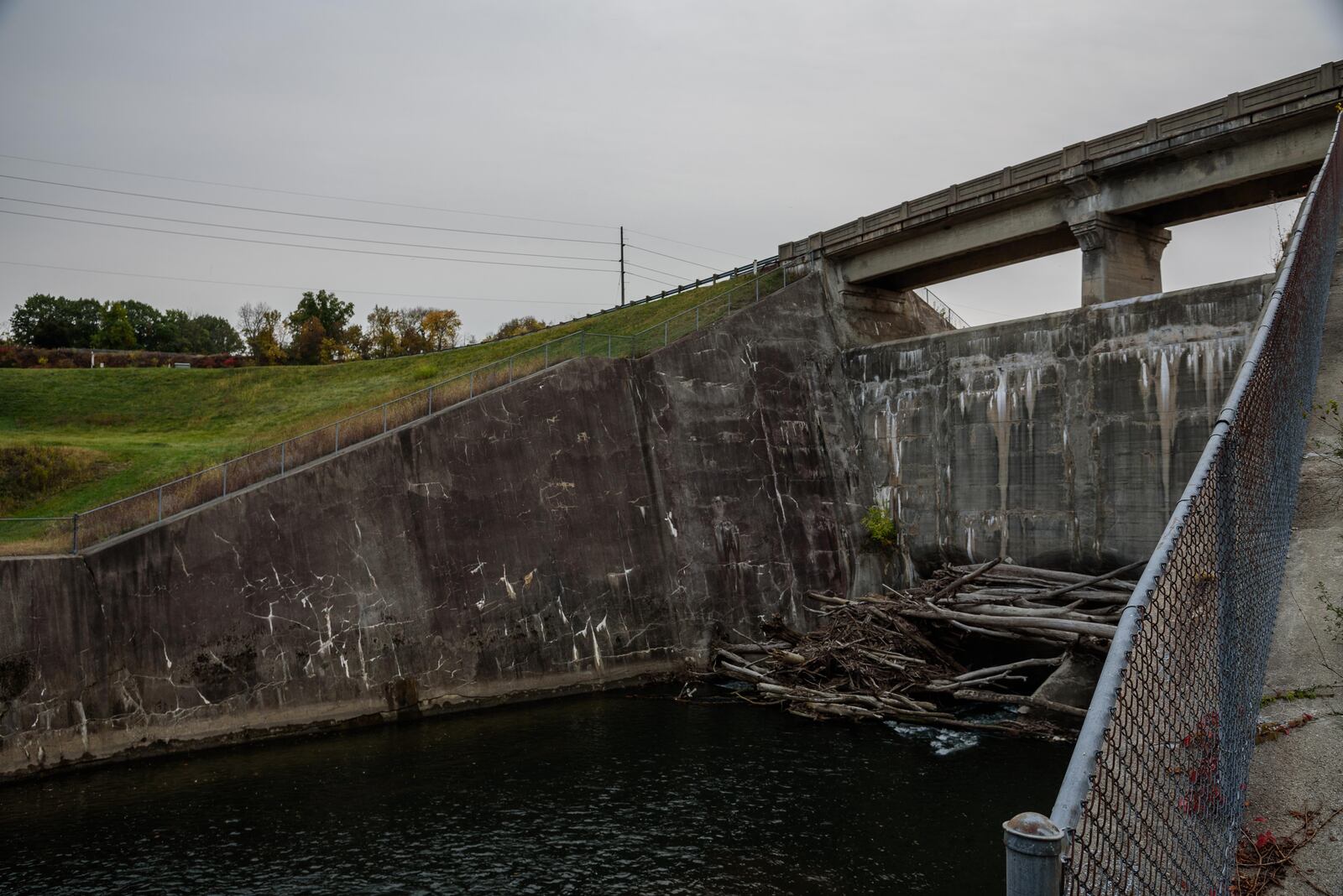 Dams in Ohio received a C- grade, meaning they are mediocre and need attention. This is Huffman Dam, part of the Dayton region's flood control system. The state’s levee systems were deemed poor and at risk, receiving a D grade.TOM GILLIAM / CONTRIBUTING PHOTOGRAPHER