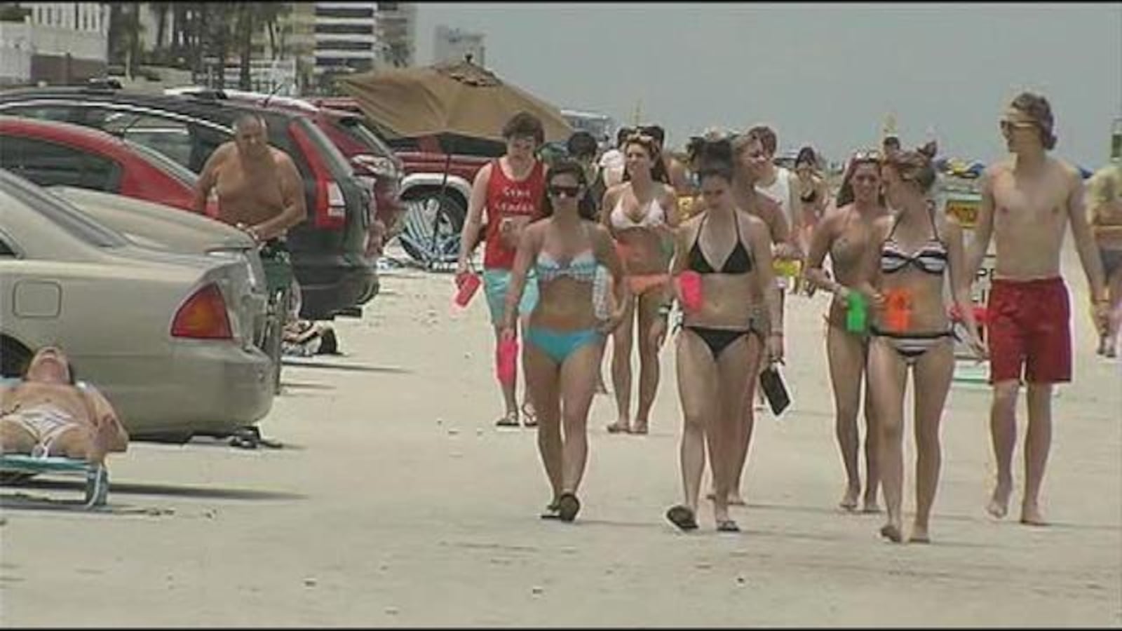 Students walk Daytona beach during the annual Dayton to Daytona trip. WFTV