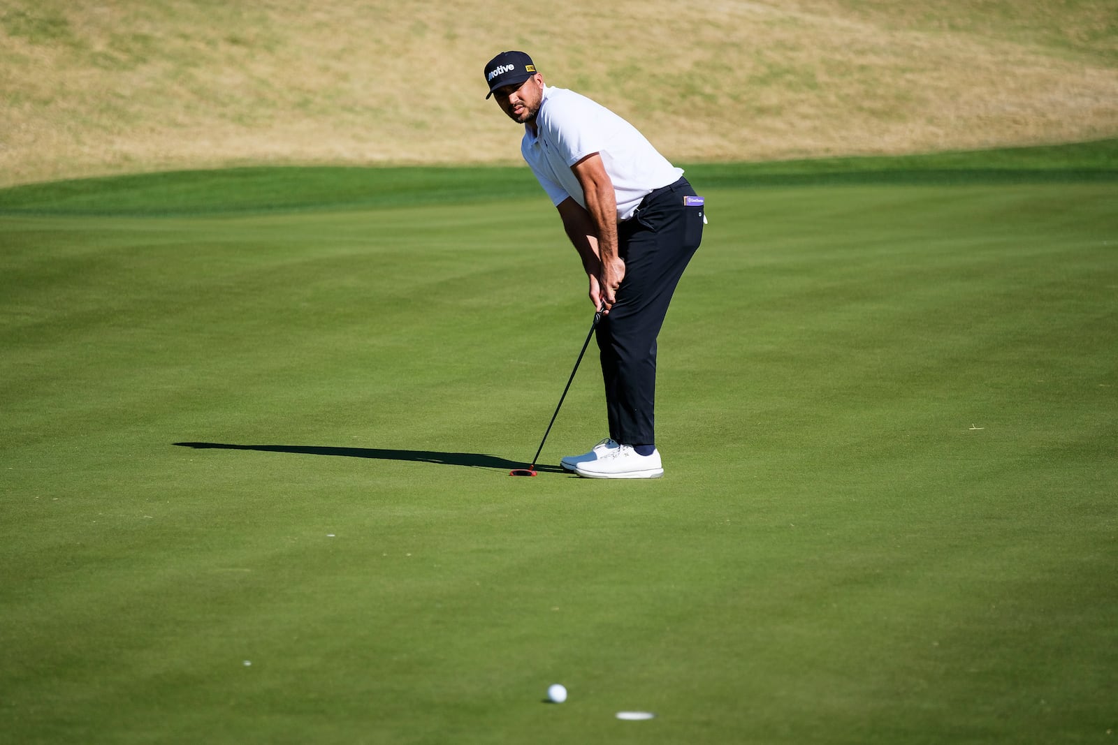 Jason Day watches his missed putt on the fourth hole at the Pete Dye Stadium Course during the final round of the American Express golf tournament in La Quinta, Calif., Sunday, Jan. 19, 2025. (AP Photo/William Liang)