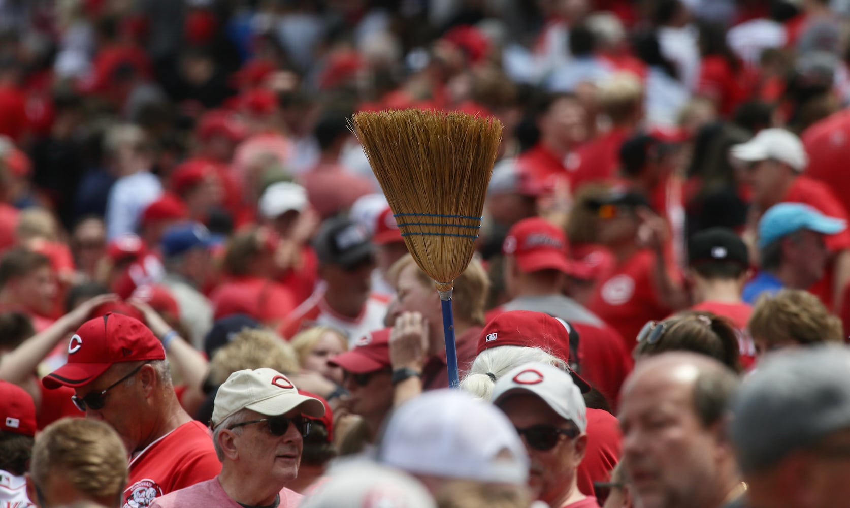 Reds vs. Rockies