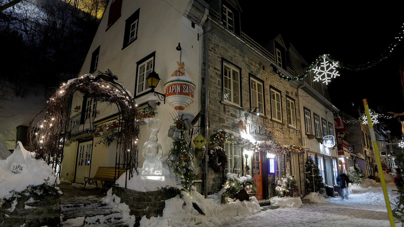 The streets of the Petit Champlain are quieter in the evening, but many restaurants and bars remain open late. (Brian Sirimaturos/St. Louis Post-Dispatch/TNS)