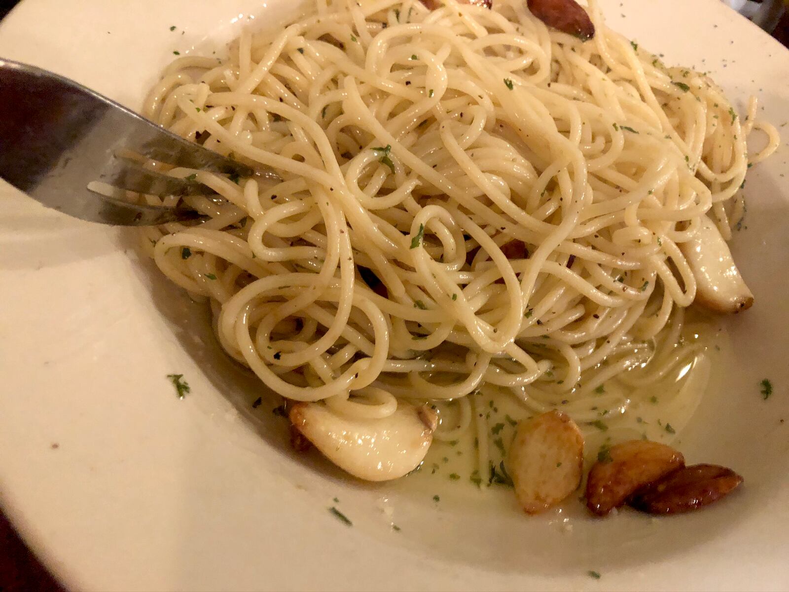 The spaghetti aglio e olio at Tony’s Italian Kitchen, 615 S. Main Street, in Englewood. Photo: Amelia Robinson