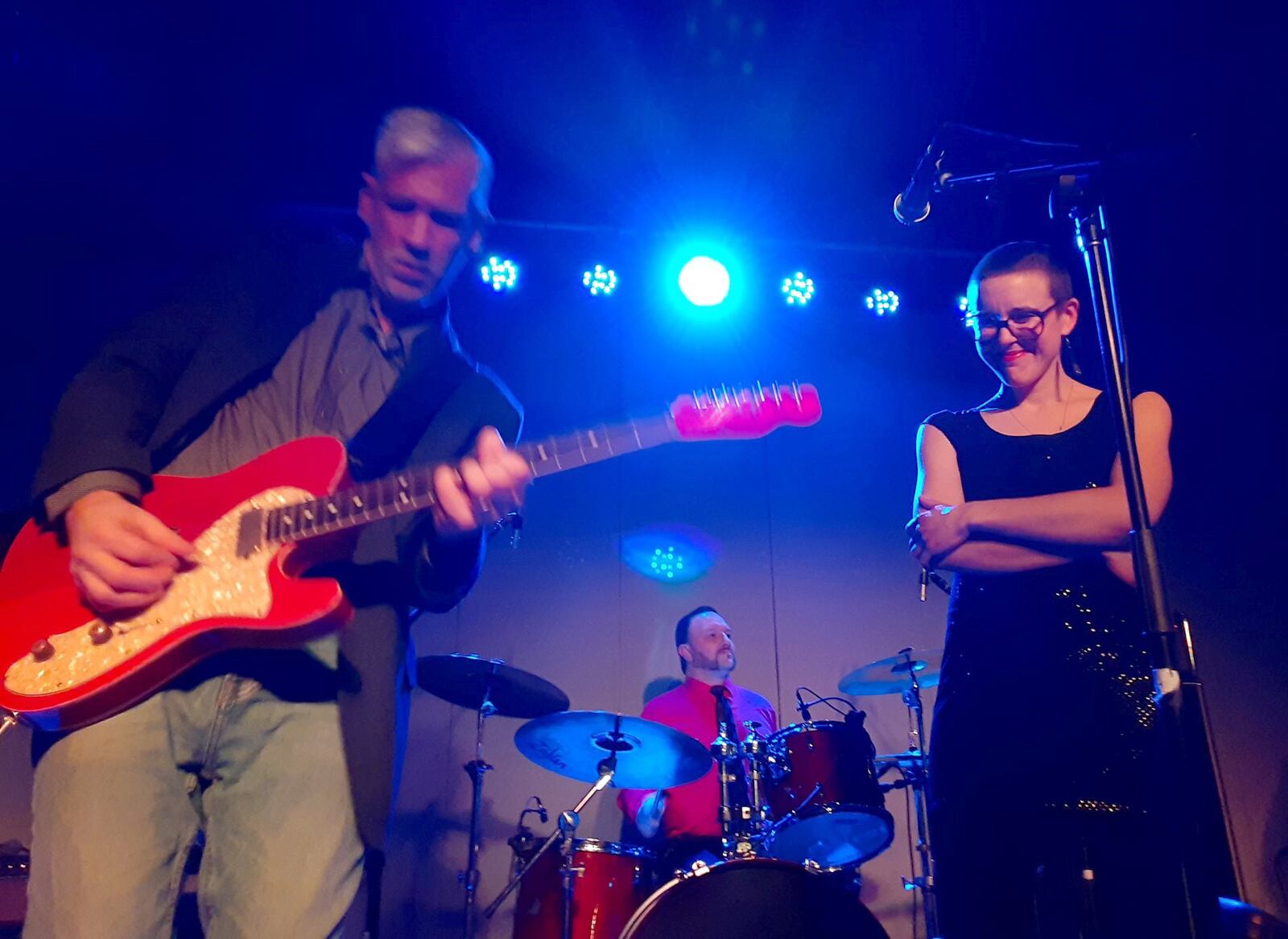 Nick Kizirnis released “The Distance,” the tenth album of his career, this year. At right is vocalist, Kate Wakefield. PHOTO BY JENNIFER TAYLOR