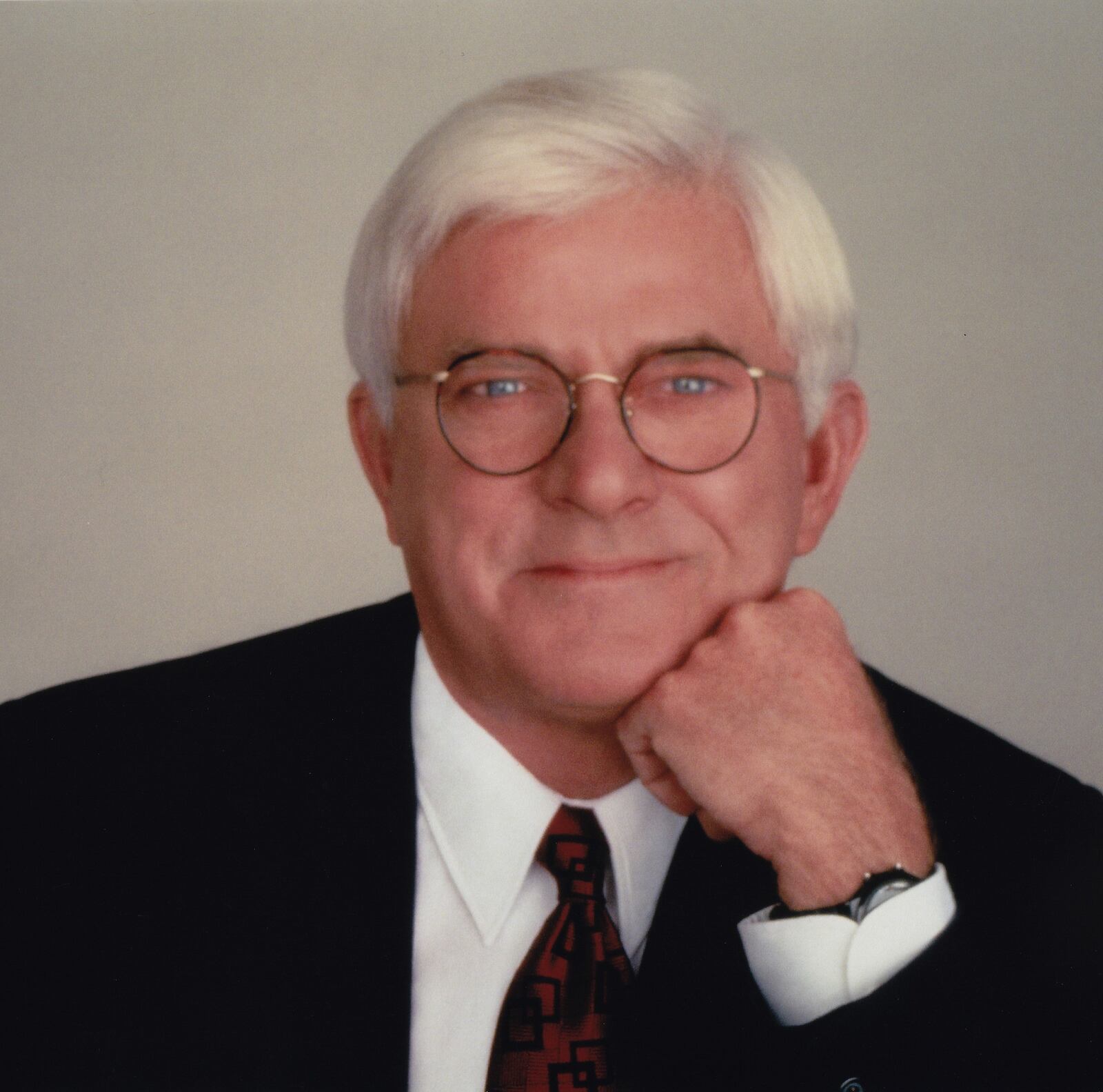 Phil Donahue, who changed the face of daytime television with a talk show that got its start in Dayton, will present the 2015 Richard C. Holbrooke award to Gloria Steinem. Contributed photo.