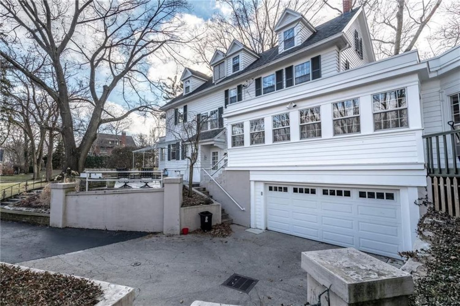 PHOTOS: Recently renovated Oakwood home on market for nearly $700K