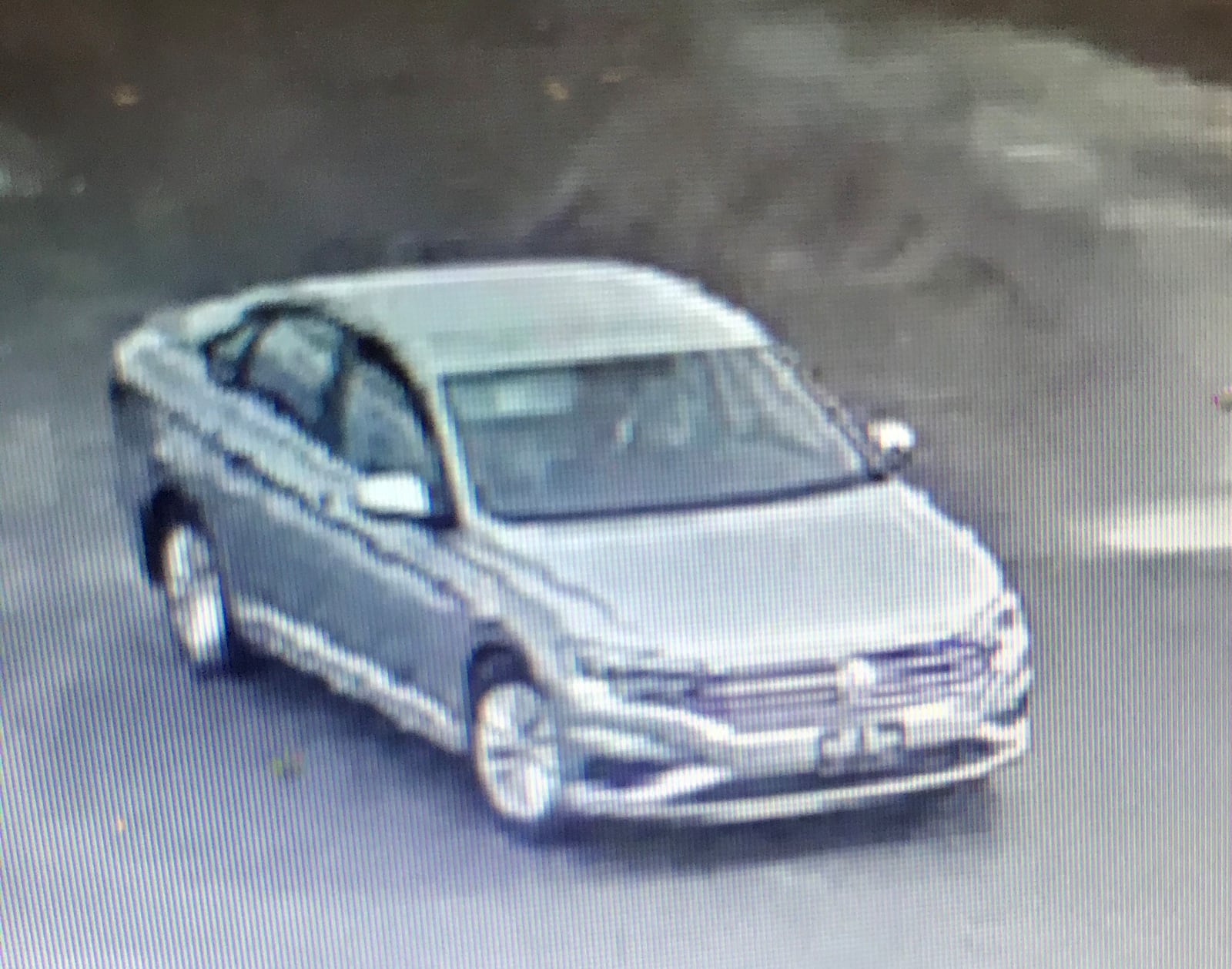 This a surveillance camera photo of the vehicle that a bank robbery suspect got into after robbing the First Financial Bank on Landen Drive in Deerfield Twp. Thursday. Contact the Warren County Sheriff's Office at 513-695-1280 if you recognize this vehicle. CONTRIBUTED/WARREN COUNTY SHERIFF'S OFFICE