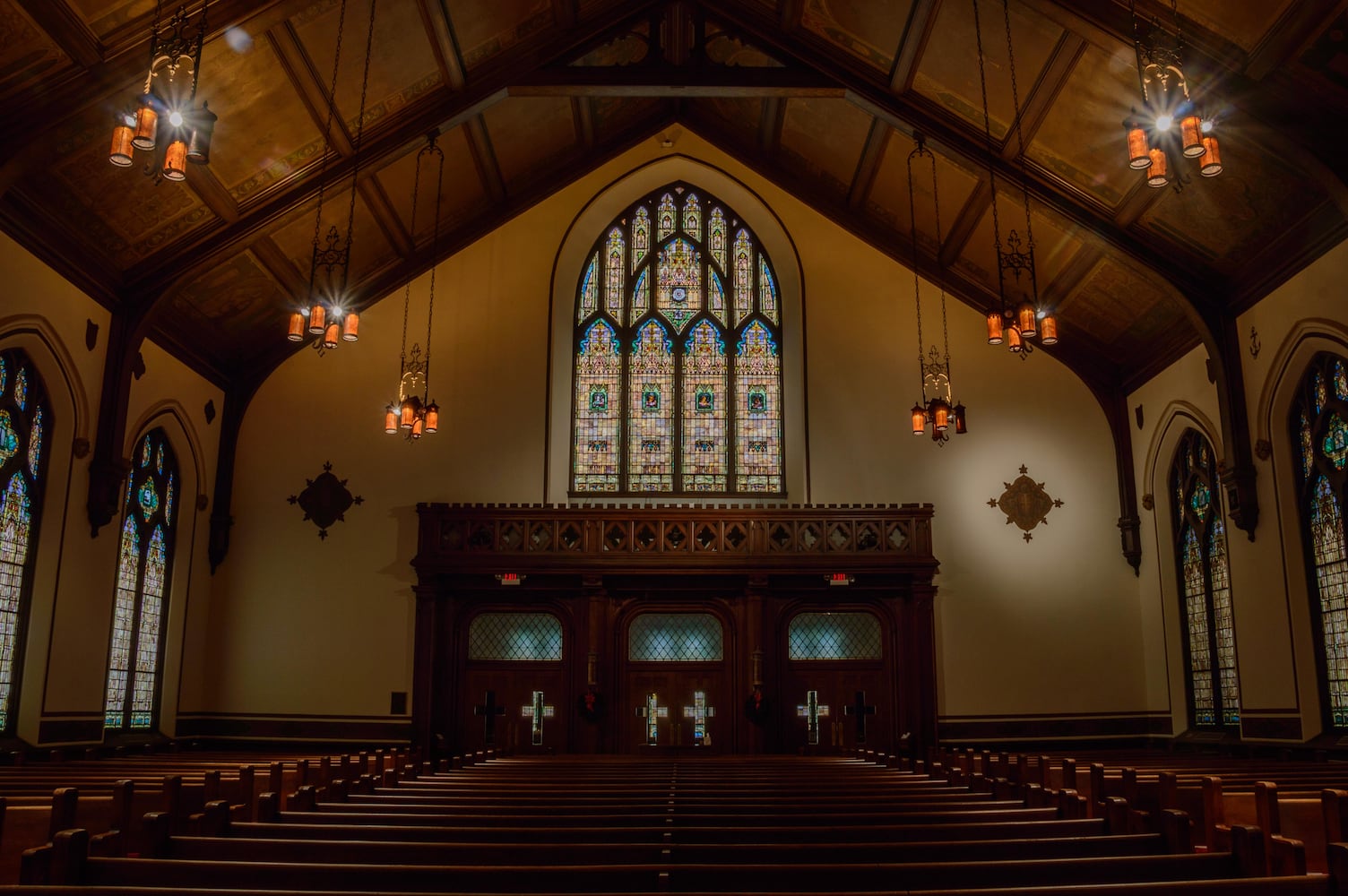 PHOTOS: See Dayton’s gorgeous First Lutheran Church decked out for Christmas