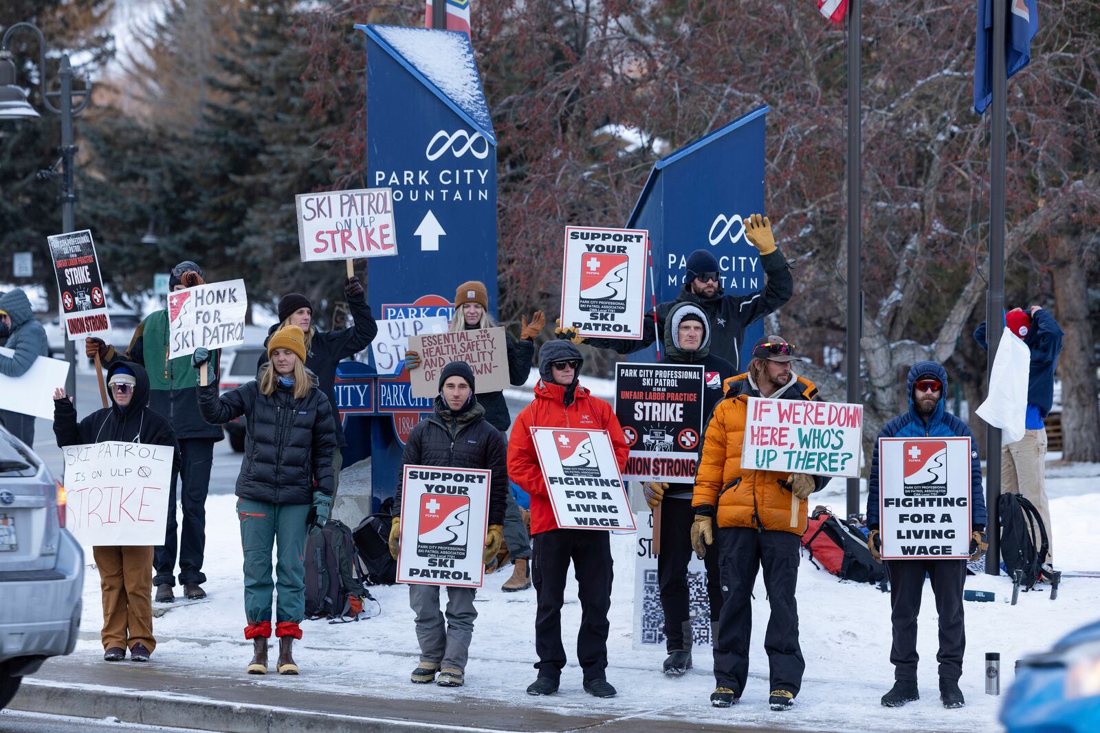 Park City Ski Patrol strike requesting livable wages in Park City, Utah, Tuesday, Jan 7. 2025. (AP Photo/Melissa Majchrzak)