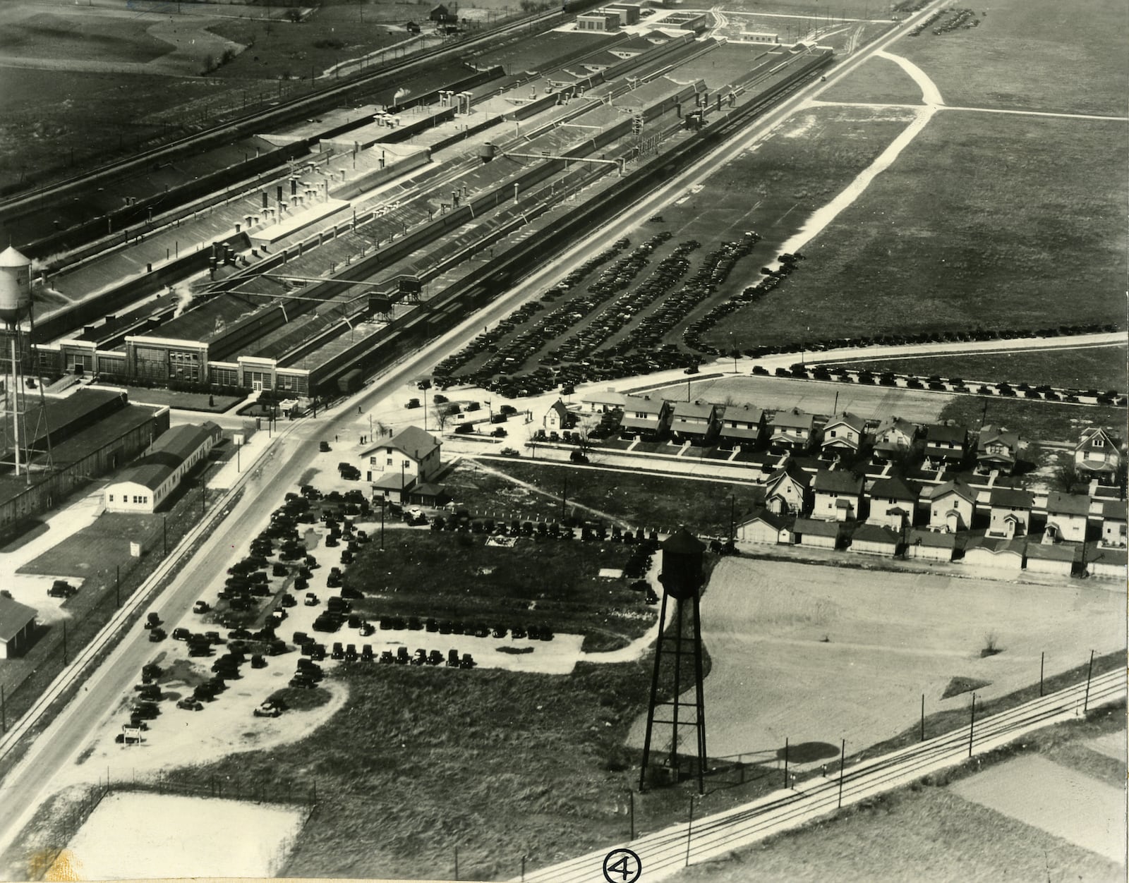 Frigidaire Assembly Plant in Moraine before it became a General Motors assembly plant. Photo from the 1950s