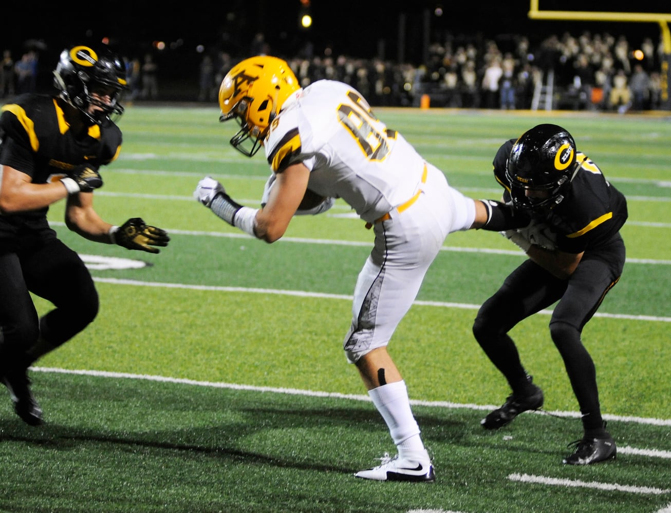 PHOTOS: Alter at Centerville, Week 3 football