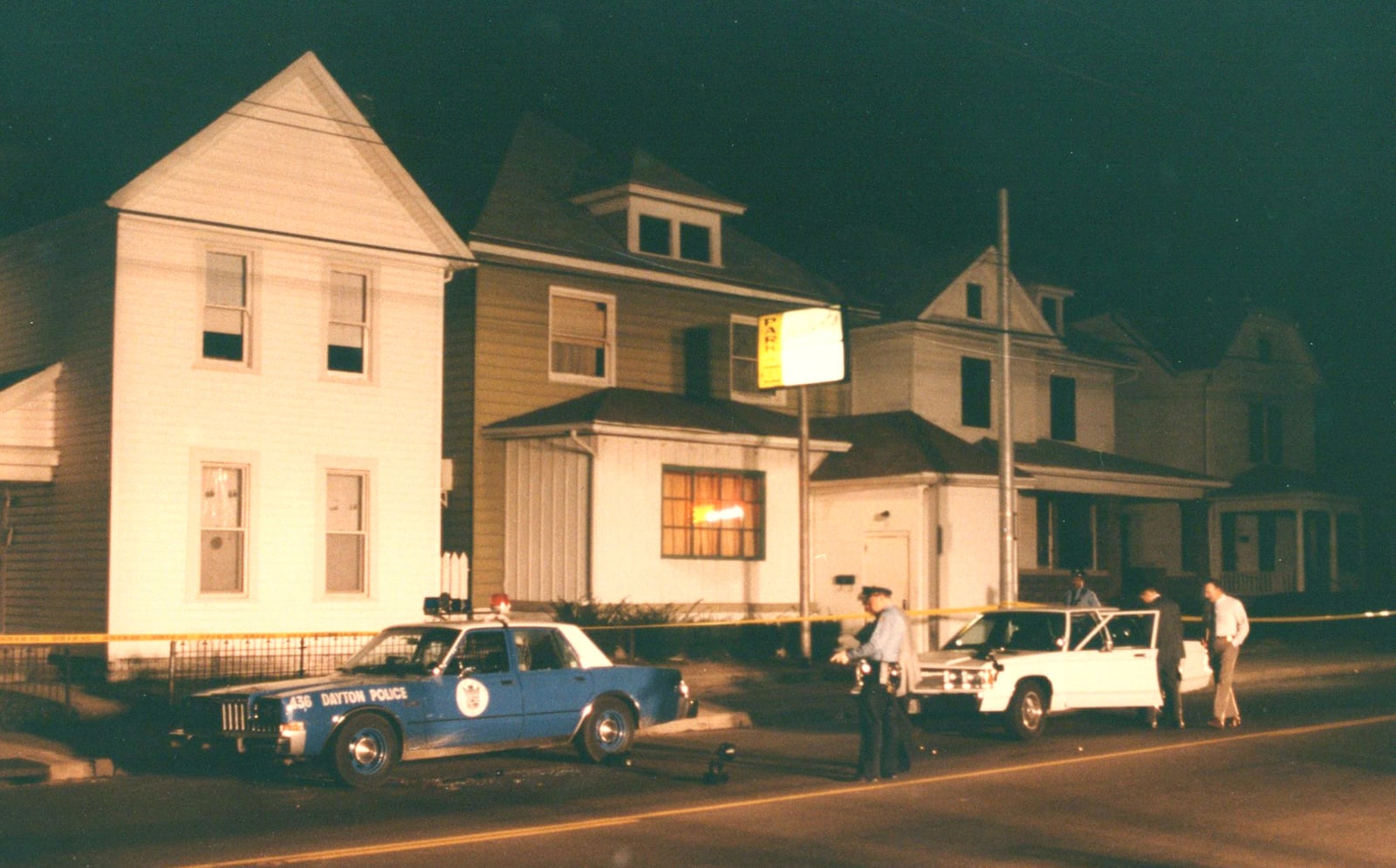  The shooting scene in front of Herbert's Bar on Xenia Avenue where Dayton Police Officer William Steven Whalen was killed in the line of duty in 1991. DAYTON DAILY NEWS / WRIGHT STATE SPECIAL COLLECTIONS AND ARCHIVE