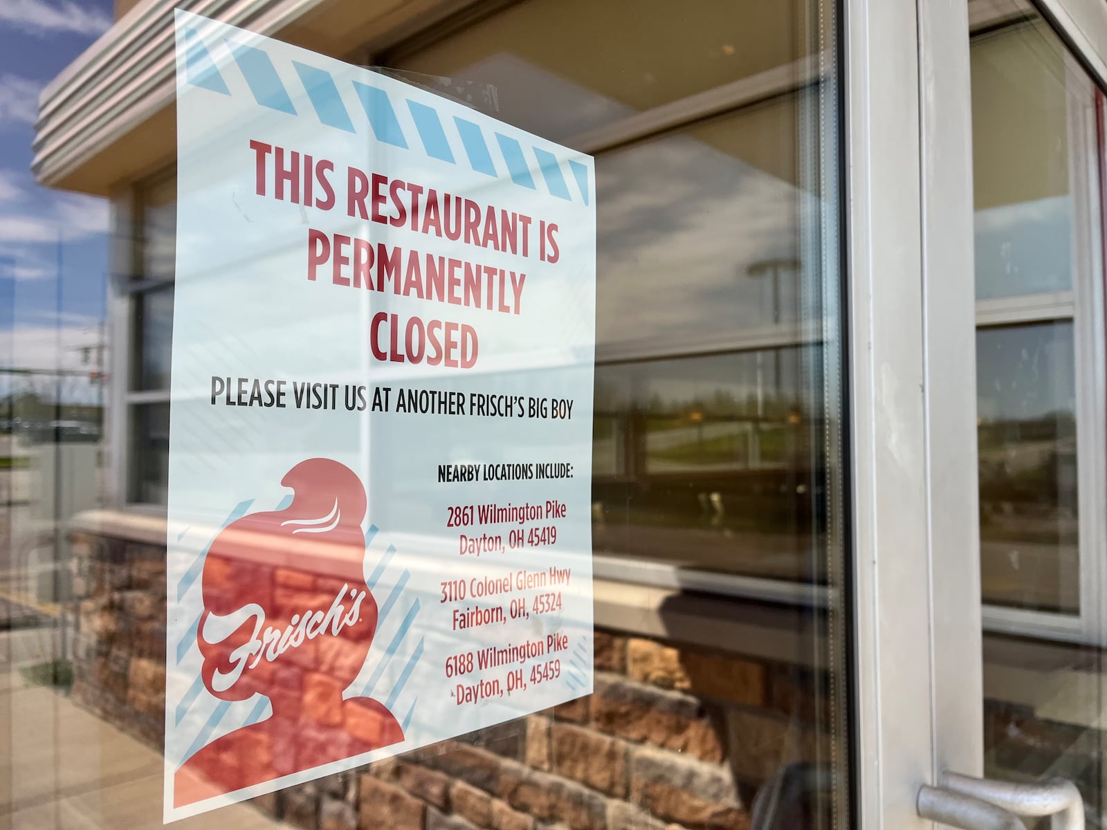 Frisch’s Big Boy at 1231 N. Fairfield Road in Beavercreek is “permanently closed,” according to a sign posted at the restaurant. NATALIE JONES/STAFF