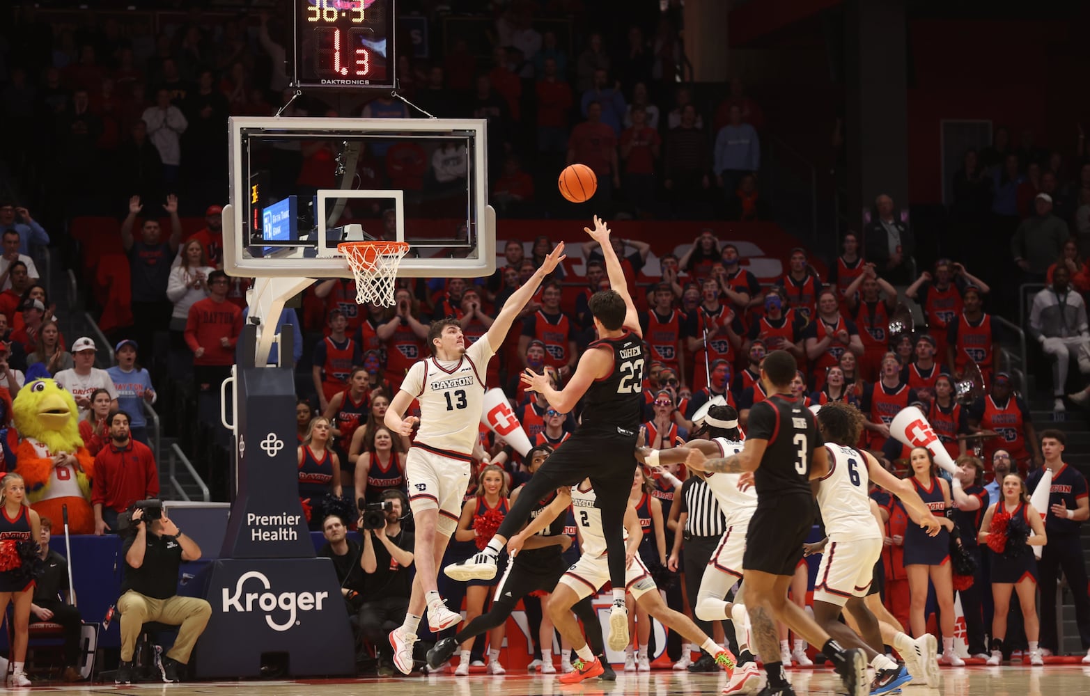 Dayton vs. UMass