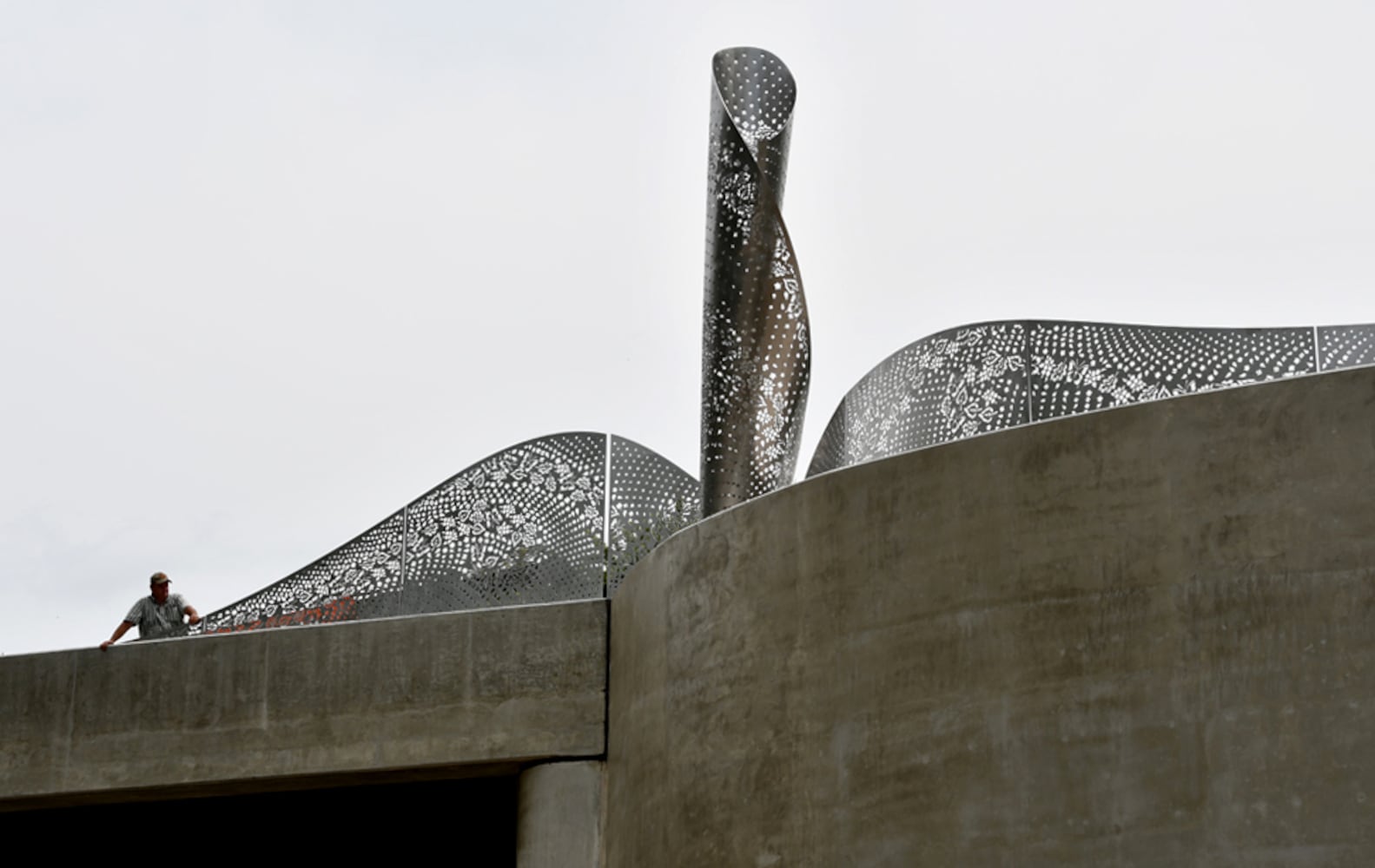 PHOTOS: New Kettering sculpture a vision of the community’s natural beauty