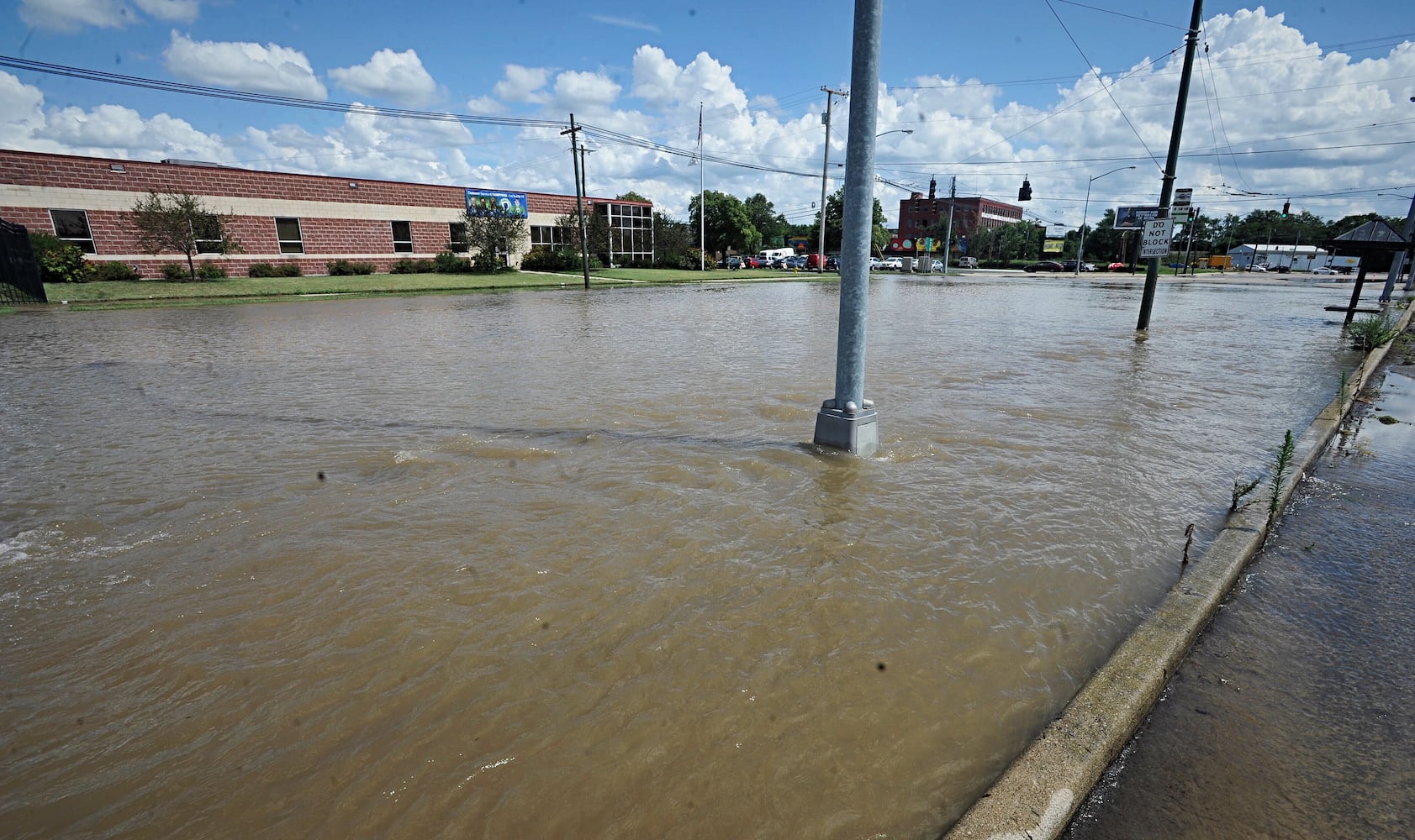 Major water main break reported in East Dayton