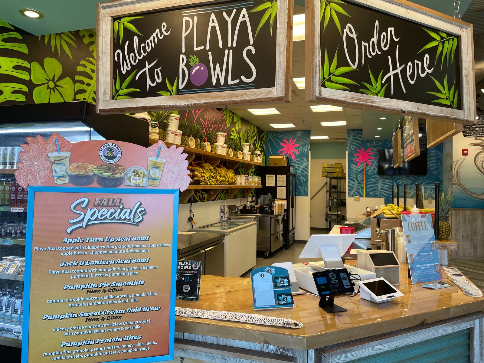 Playa Bowls, a superfruit shop serving acai, pitaya, coconut, chia and oatmeal bowls, is opening on Brown Street near the University of Dayton at 11 a.m. on Saturday, Sept. 23. NATALIE JONES/STAFF