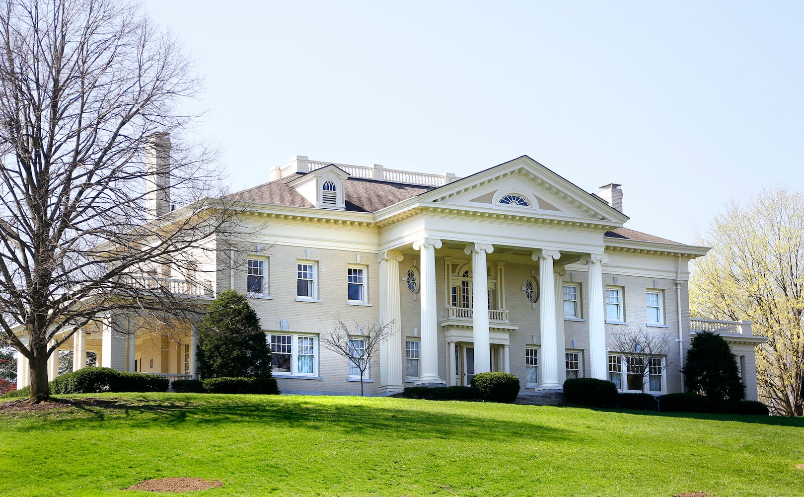 Hawthorn Hill, behind the scenes at the Wright family home