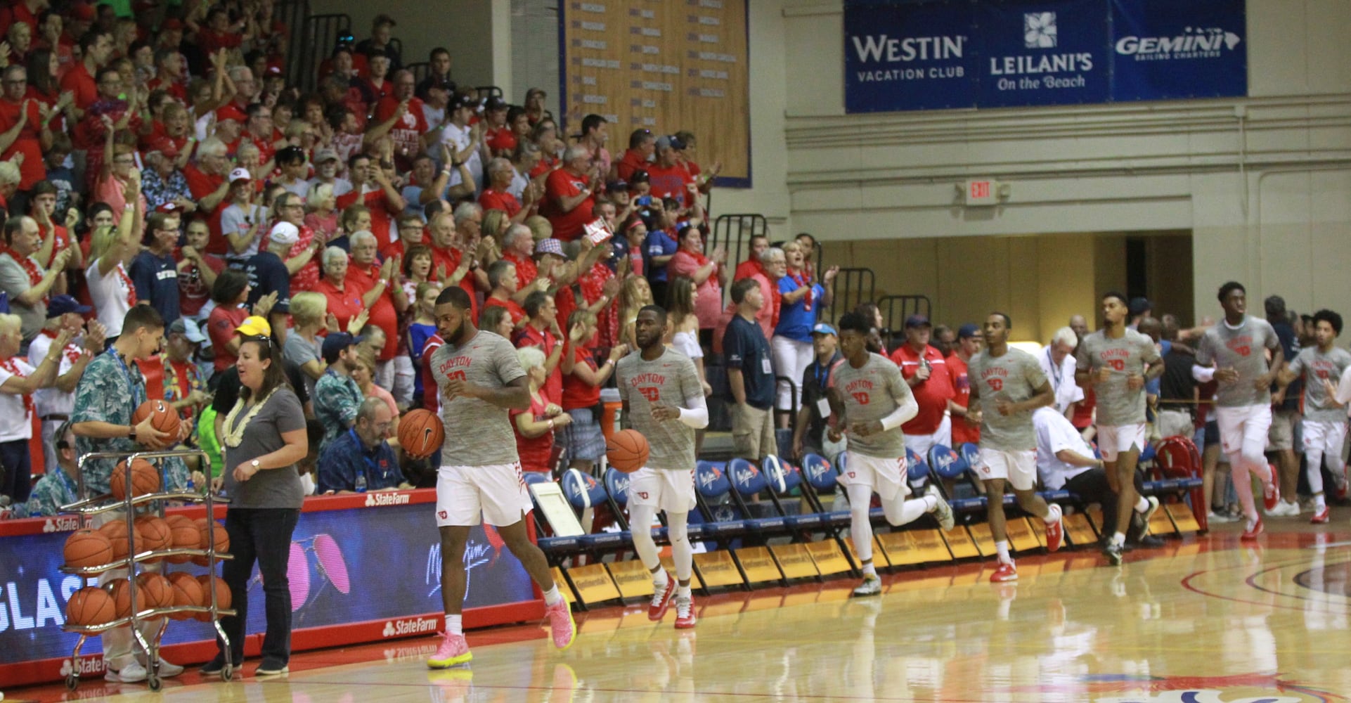 Photos: Dayton fans at Maui Invitational