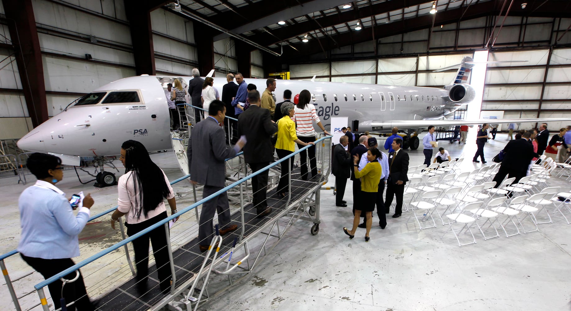 PSA Gets New Regional Jet