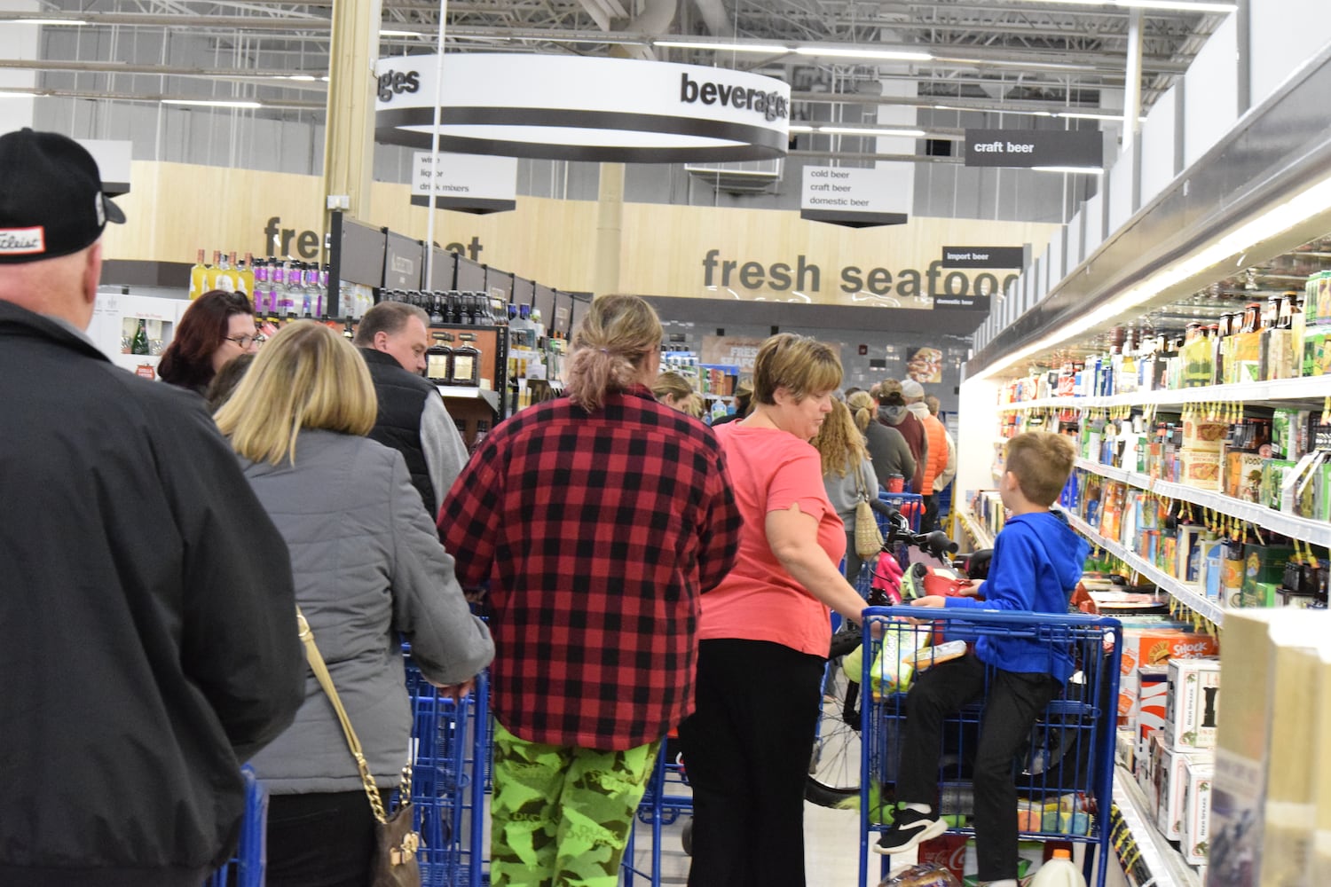 PHOTOS: Here's what local Meijer stores looked like Thanksgiving morning