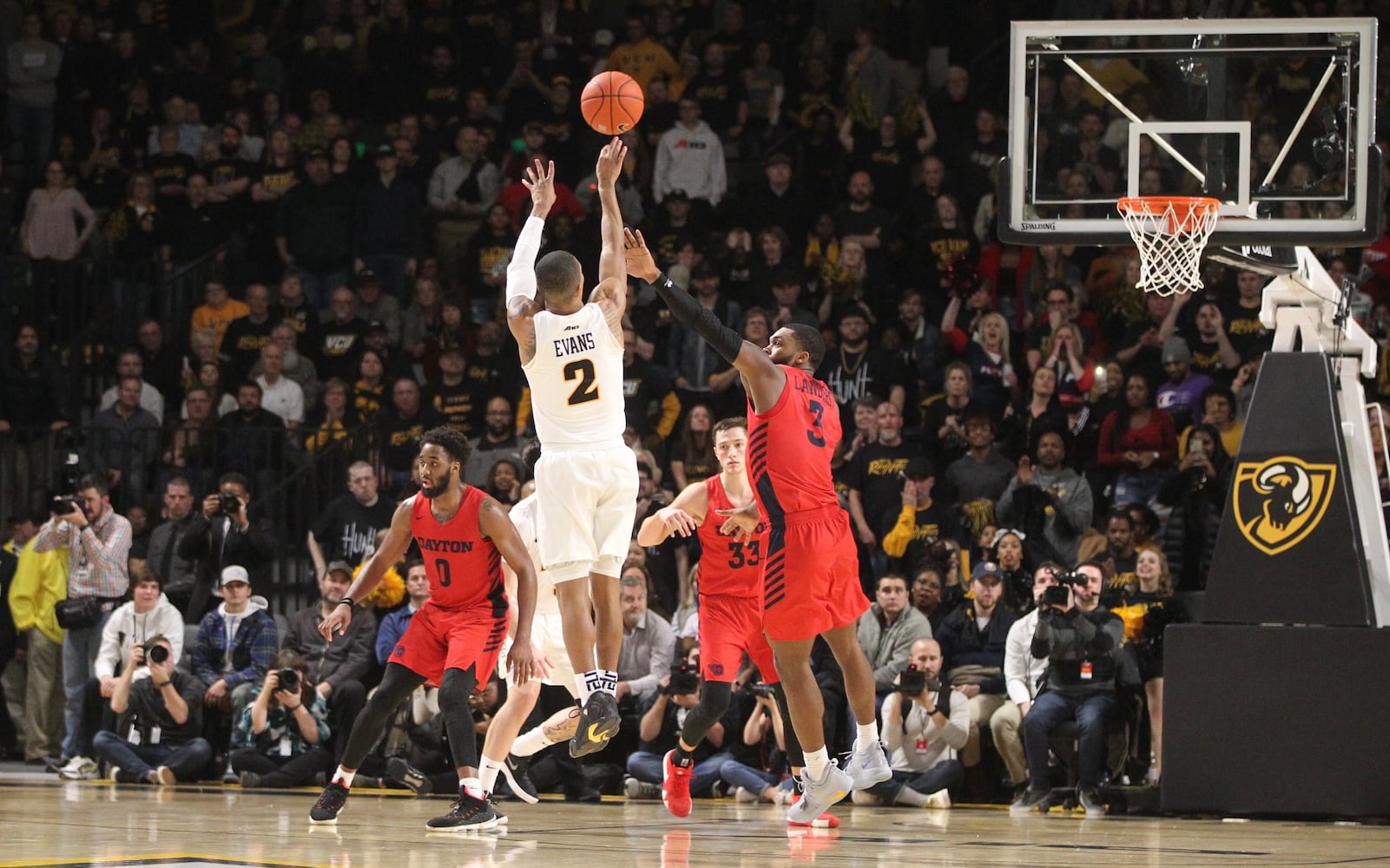 Twenty photos: Dayton Flyers fall at VCU