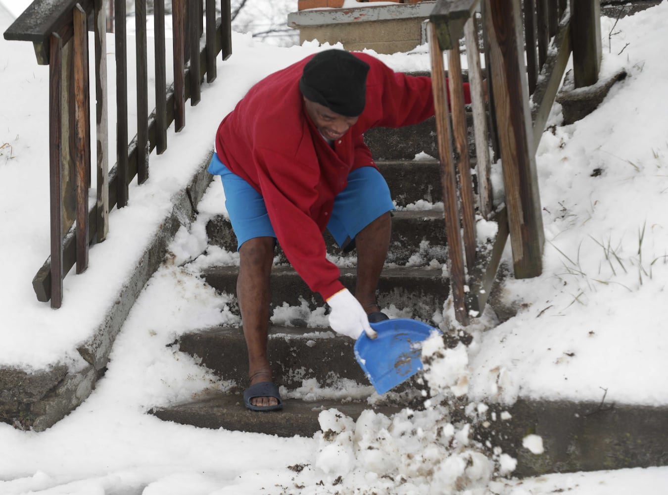 PHOTOS: First heavy snowfall of the season hits the Miami Valley