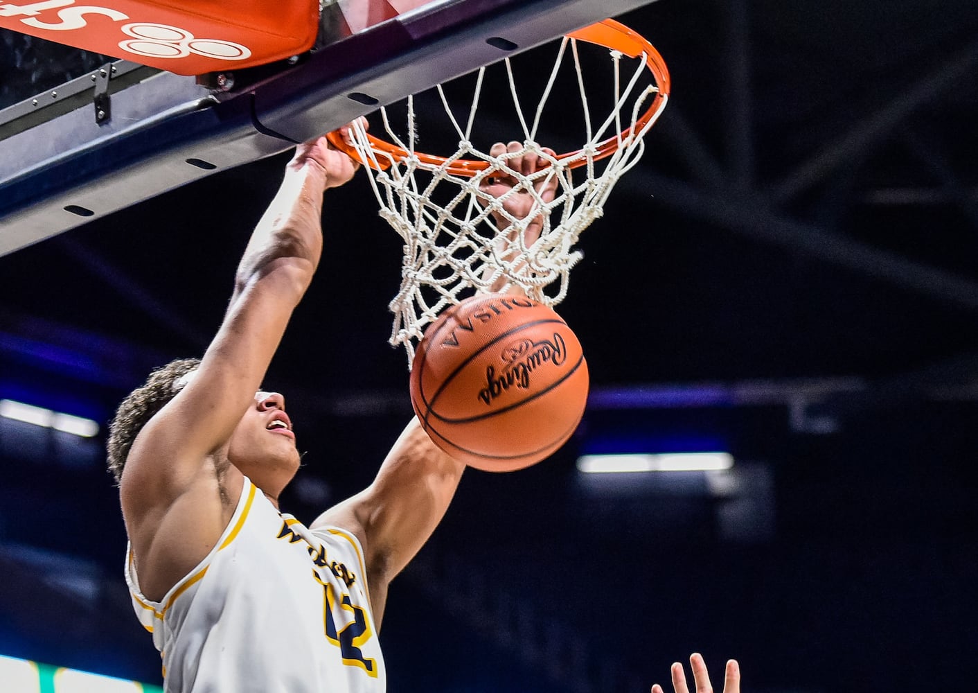 Centerville advances with win over Springfield in D1 Regional basketball semifinal