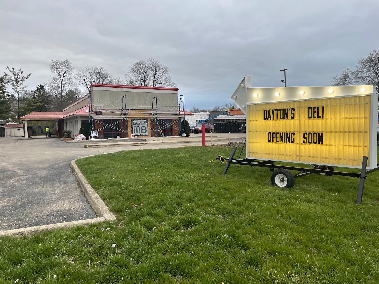 Less than three months after the Lee’s Famous Recipe Chicken restaurant on Far Hills Ave. in Washington Twp. closed its doors, there are now signs of new life coming to the space. NATALIE JONES/STAFF