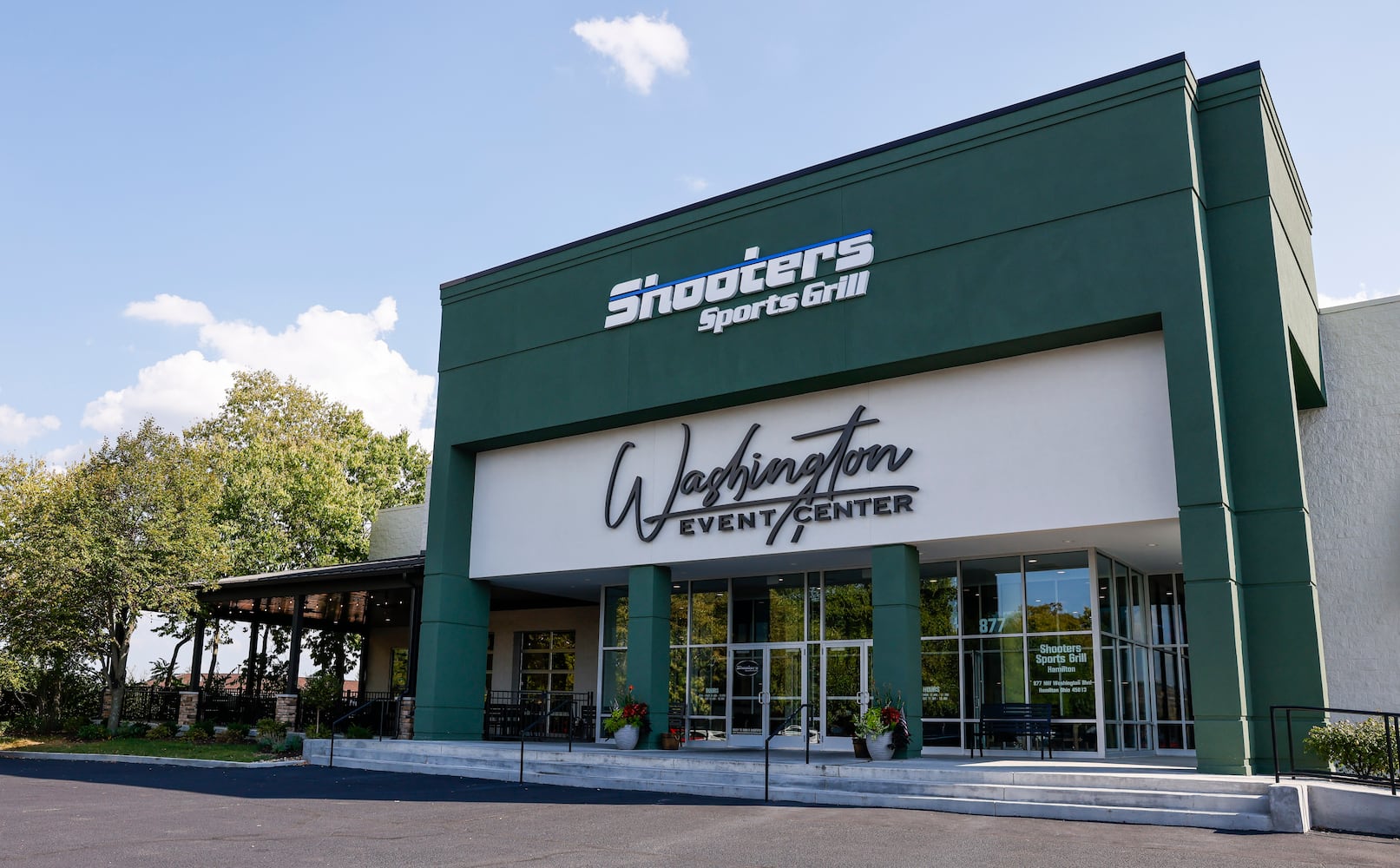 Shooters Sports Grill Hamilton