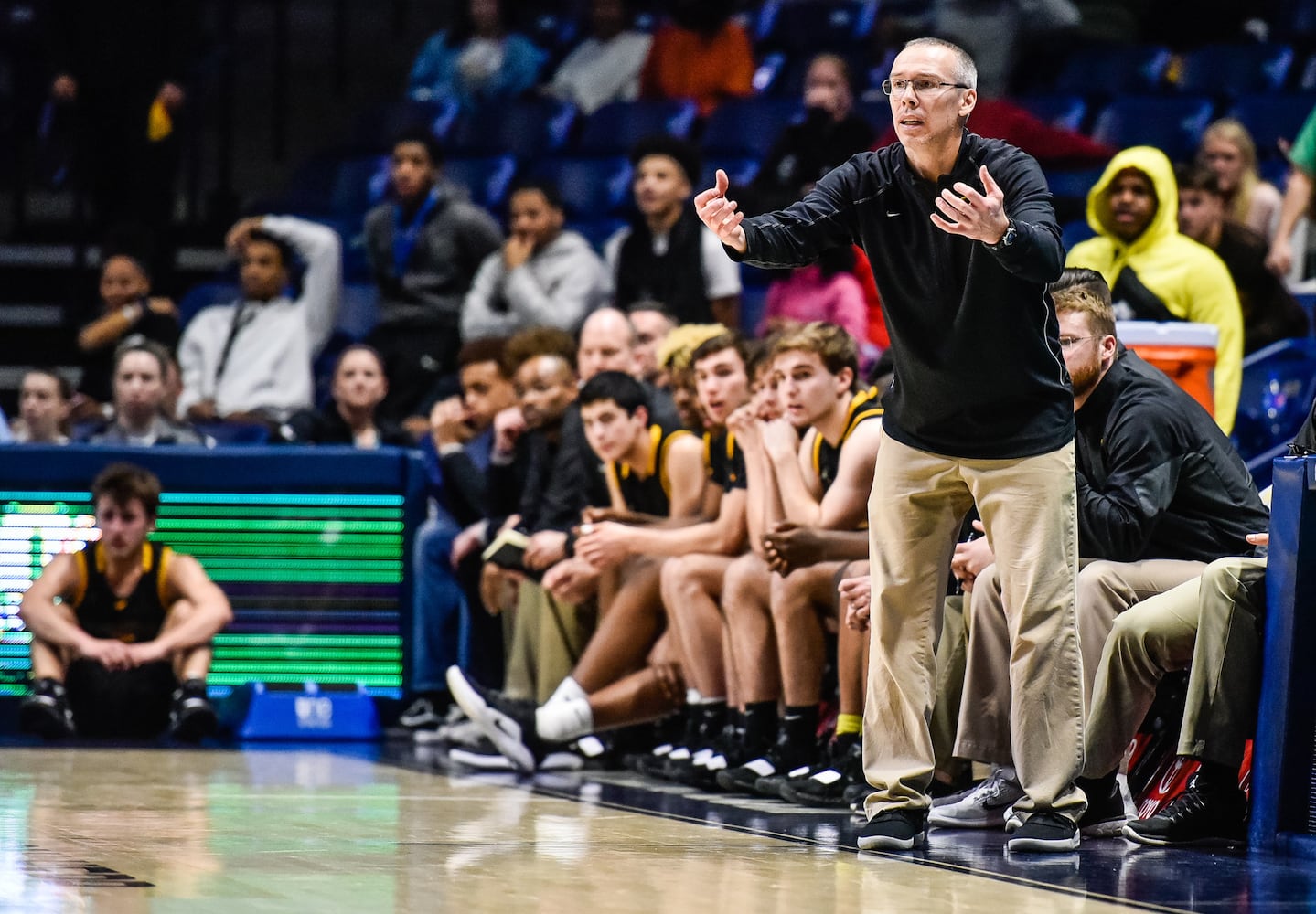 Centerville advances with win over Springfield in D1 Regional basketball semifinal