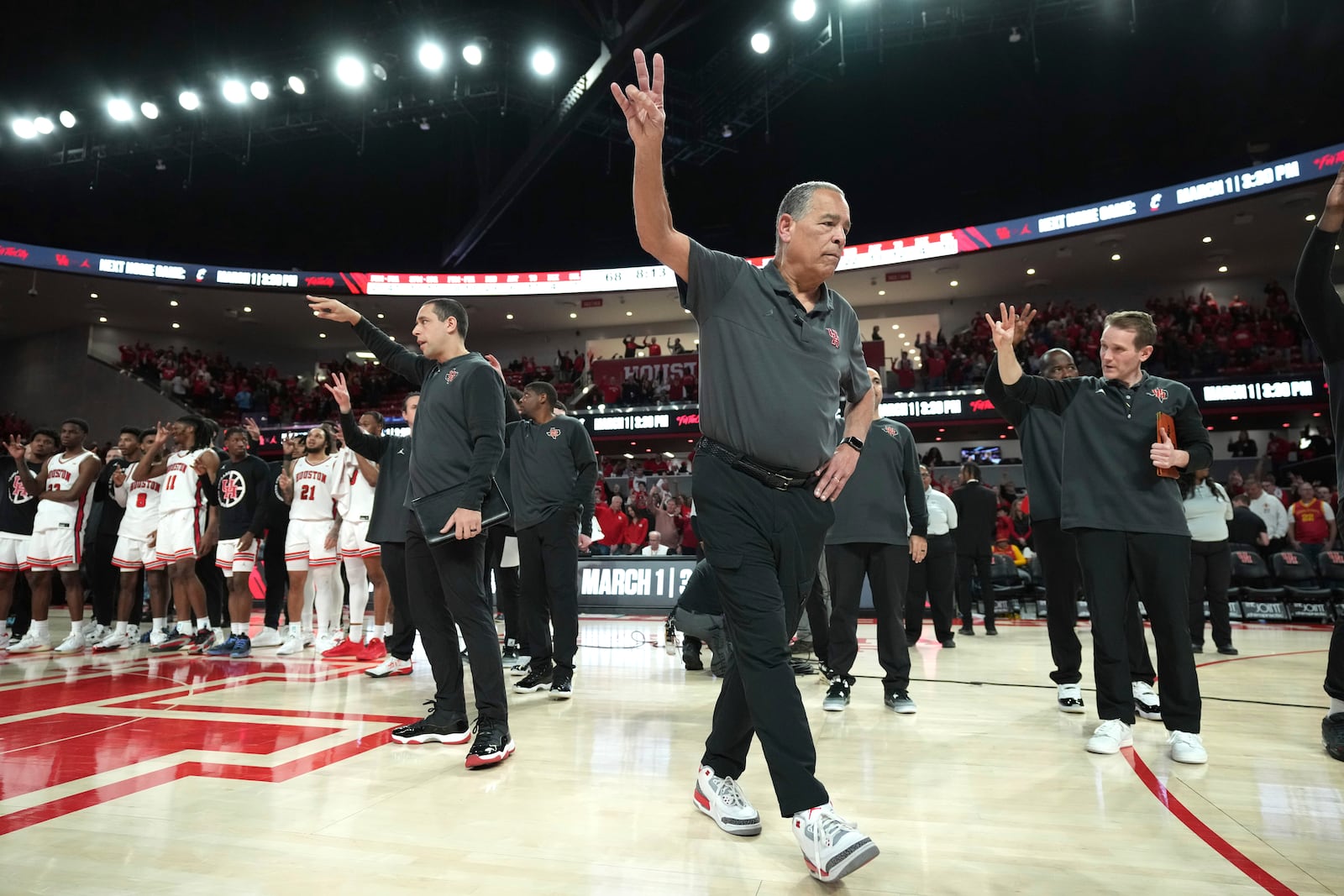 Houston head coach Kelvin Sampson reacts after beating Iowa State 68-59 during an NCAA college basketball game in Houston, Saturday, Feb. 22, 2025. (AP Photo/Karen Warren)