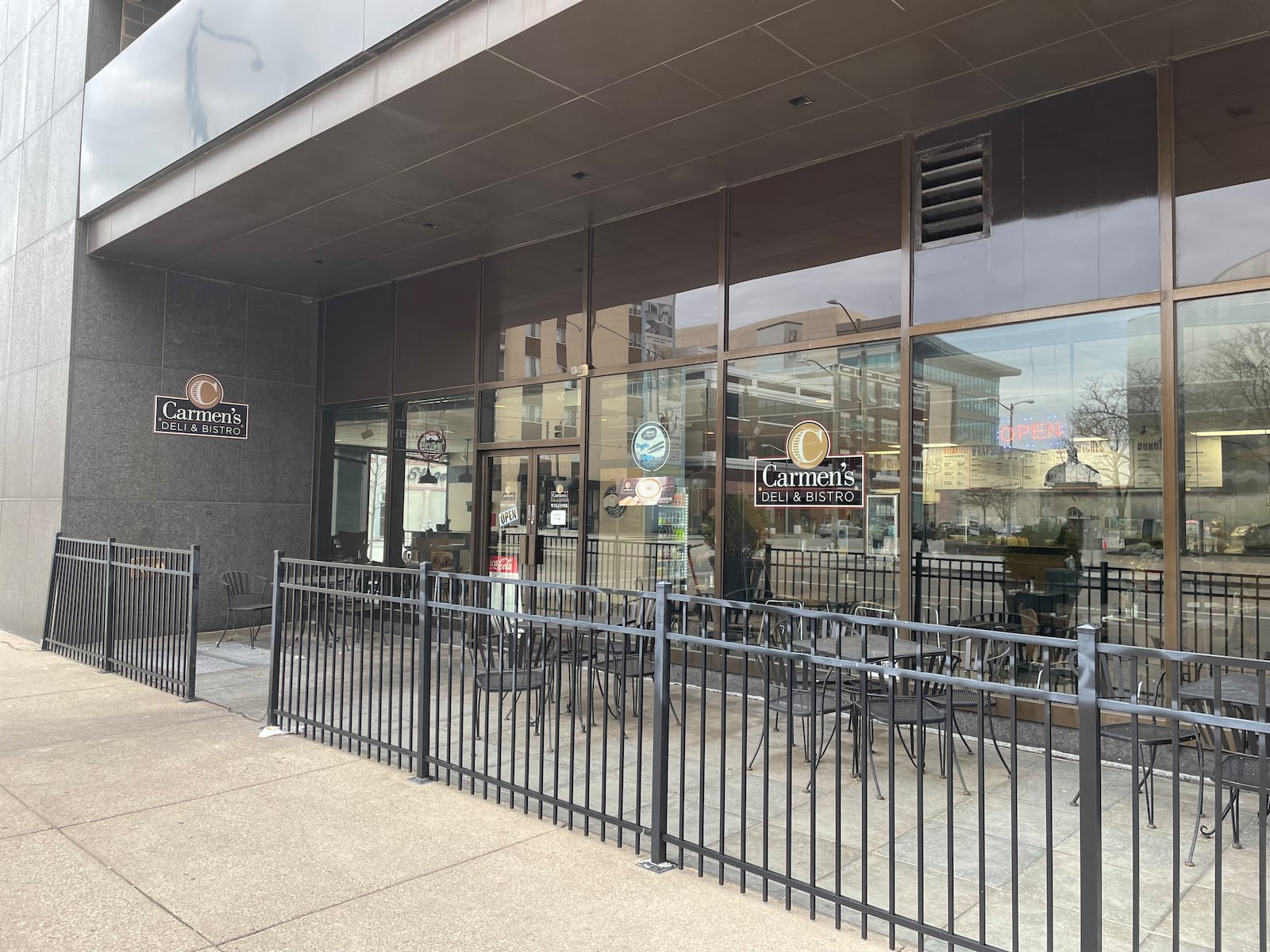 Carmen’s Deli & Bistro, located in the lobby of the Stratacache Tower in downtown Dayton, is closing its doors at the end of April. NATALIE JONES/STAFF